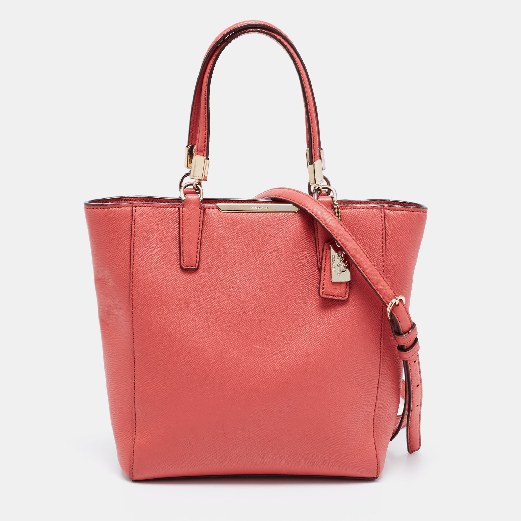 Pre-owned Coach Red Leather Zip Tote
