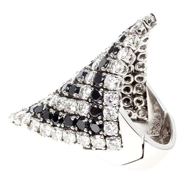 

Damiani Black and White Diamond Rhombus Shape Ring Size
