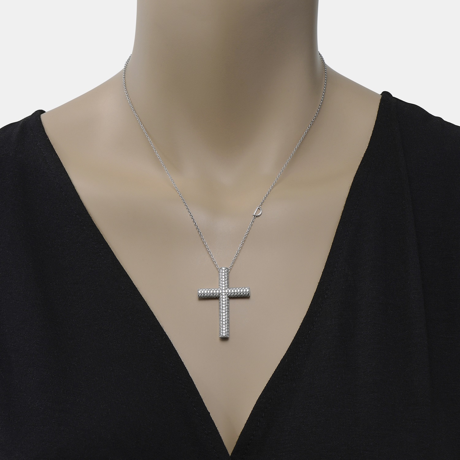 

Damiani 18K White Gold, Diamond 2.00ct. tw. Cross Pendant Necklace