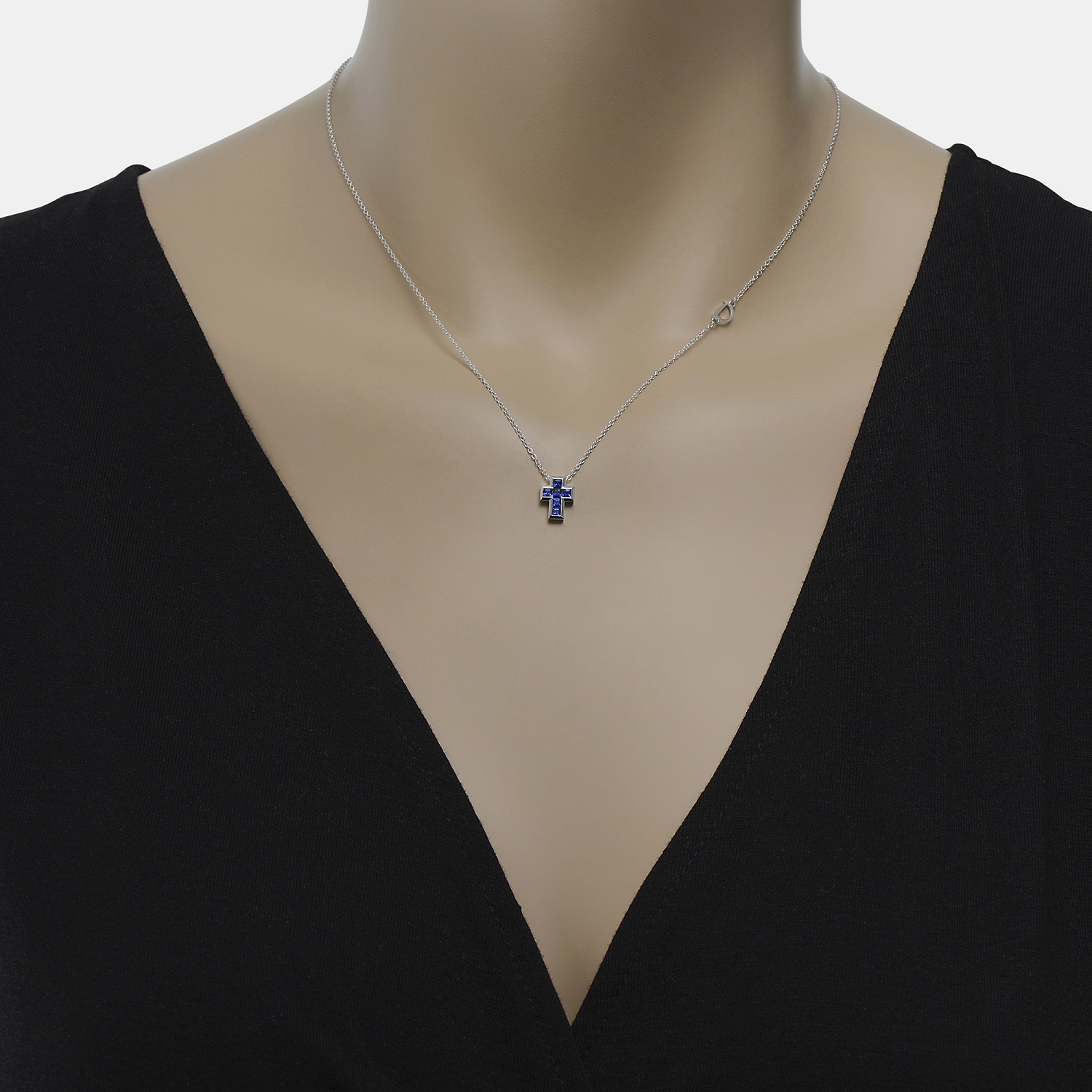 

Damiani 18K White Gold, Blue Sapphire Cross Pendant Necklace