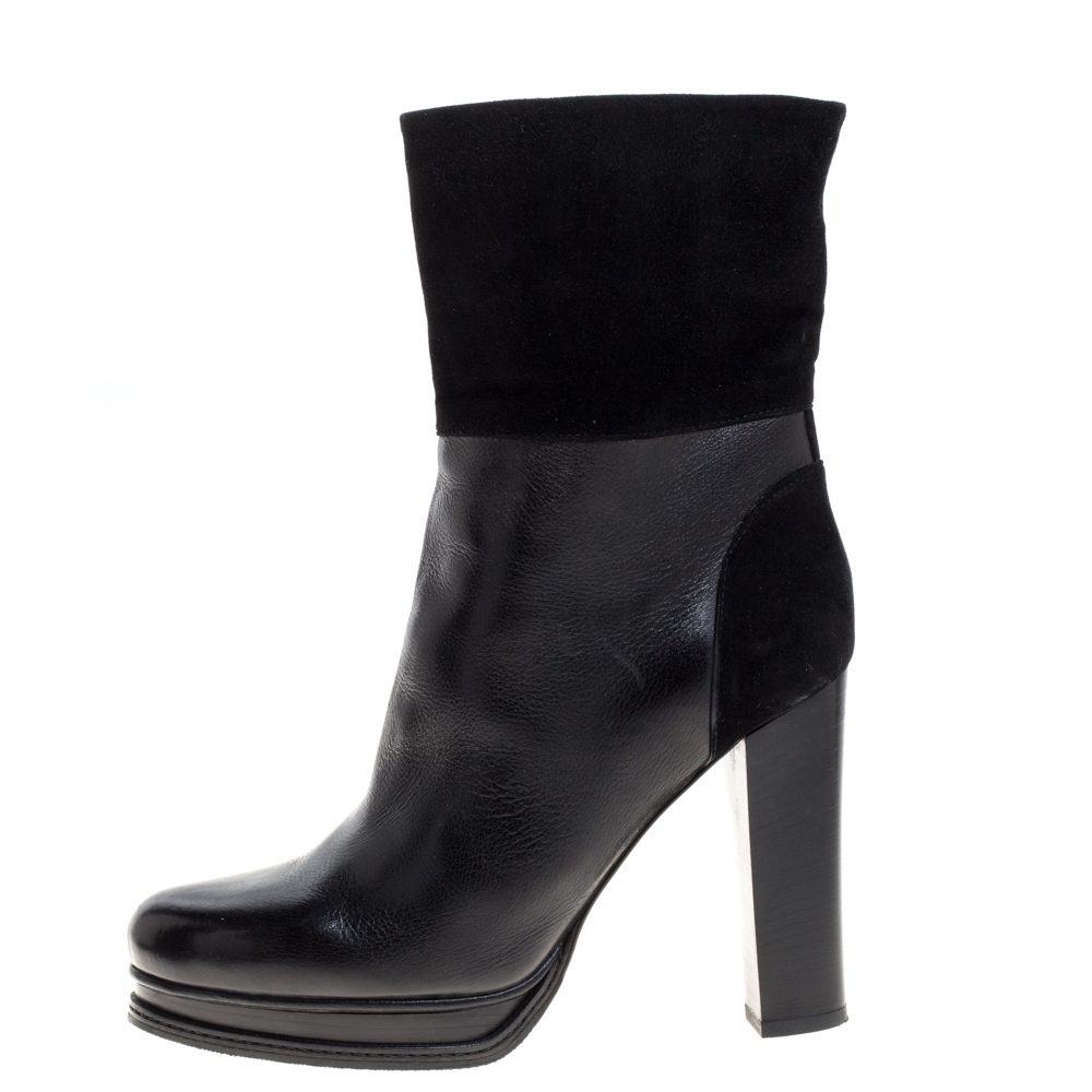 

DandG Black Leather and Suede Ankle Boots Size