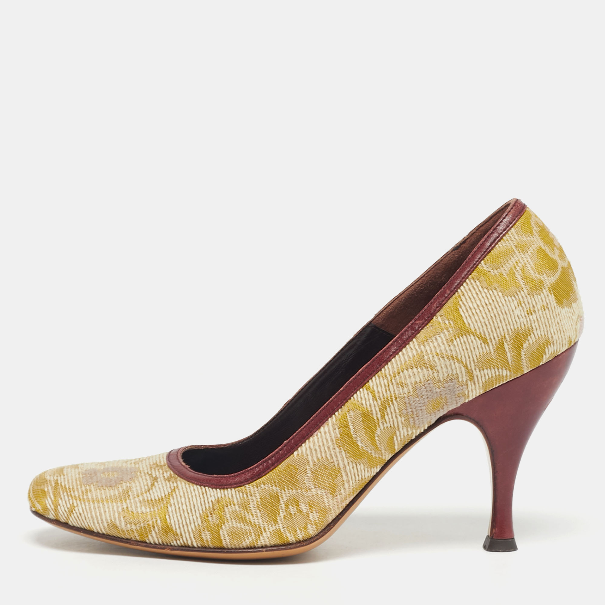 

D&G Multicolor Brocade Fabric Round Toe Pumps Size