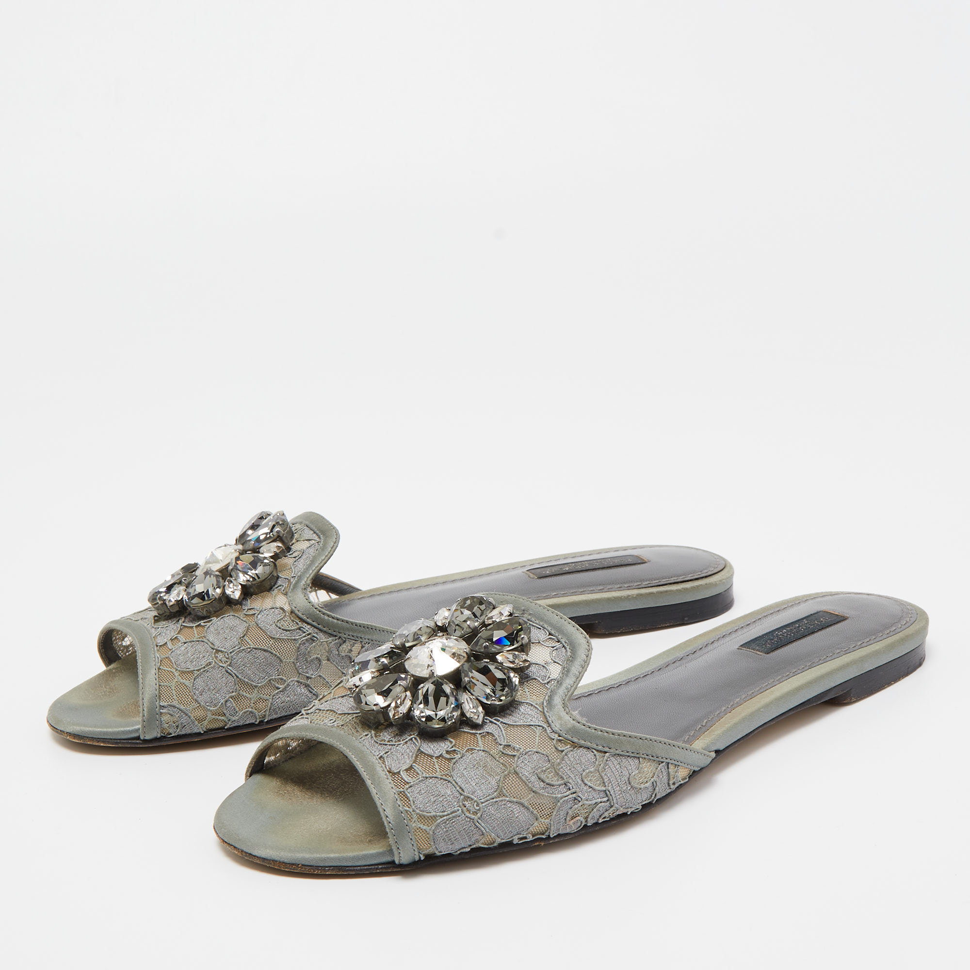 

Dolce & Gabbana Grey Lace and Satin Crystal Embellished Flat Slides Size