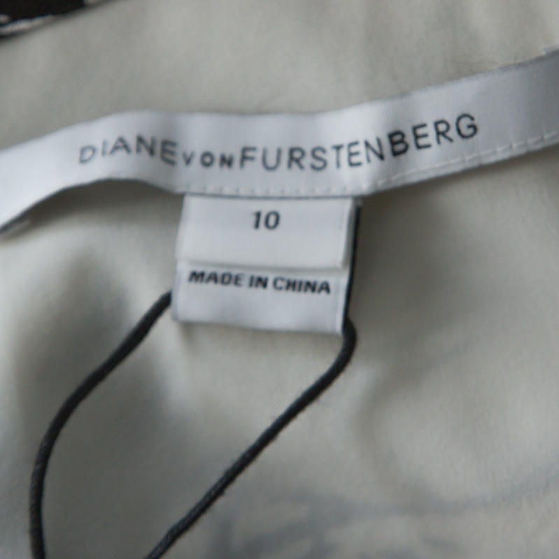 Diane Von Furstenberg Monochrome Printed Wool And Silk Blend Madyson Dress L In Multicolor