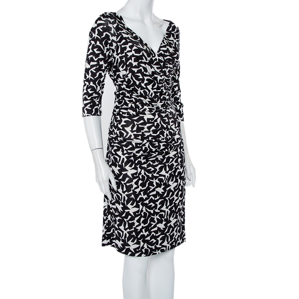 

Diane Von Furstenberg Monochrome Abstract Printed Knit Ruched Bentley Dress, Black