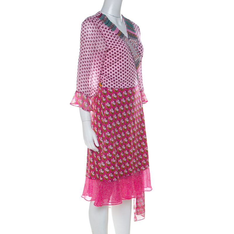 

Diane Von Furstenberg Pink Silk Jersey & Chiffon Floral Print Nieves Wrap Dress