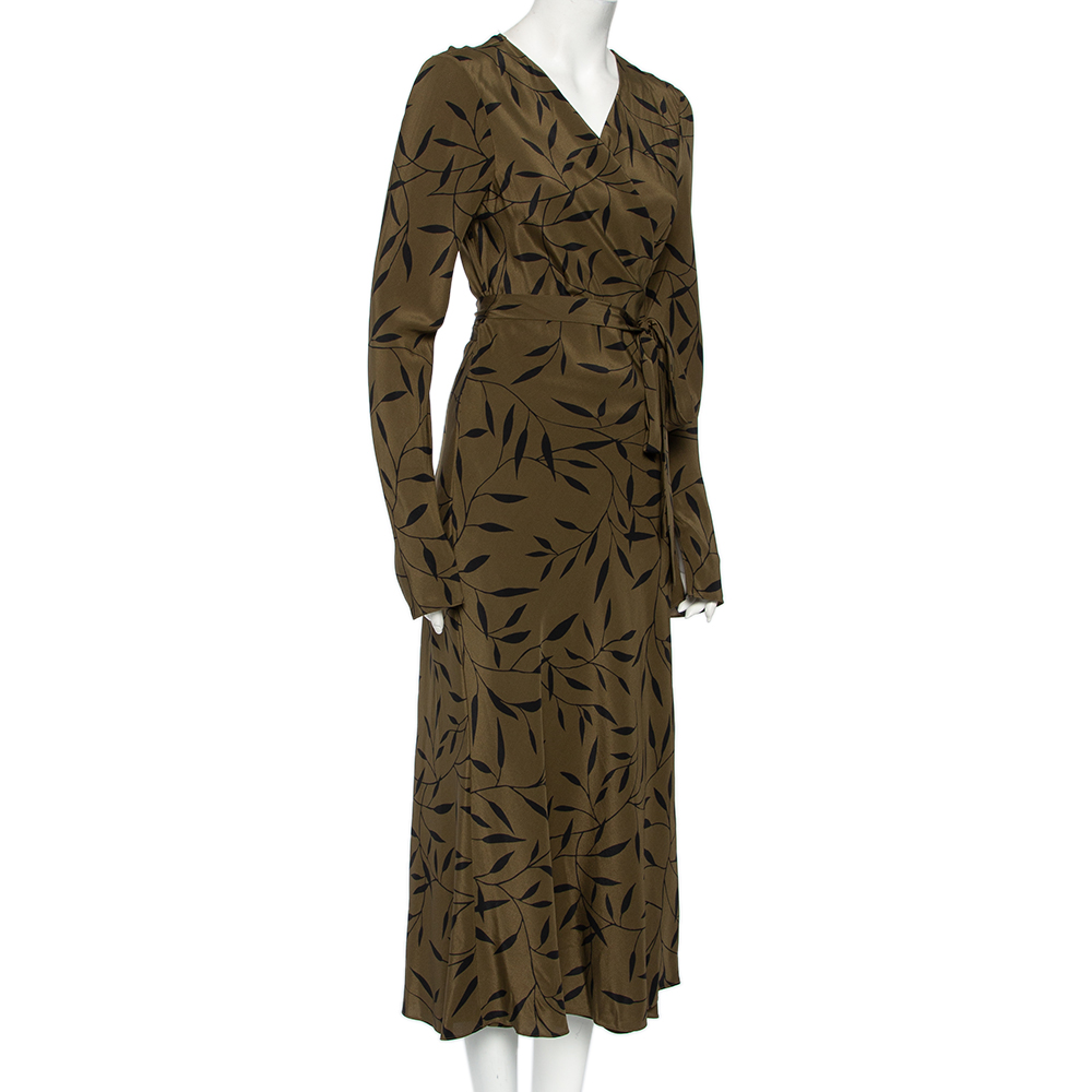 

Diane Von Furstenberg Green Leaf Printed Silk Maxi Wrap Dress