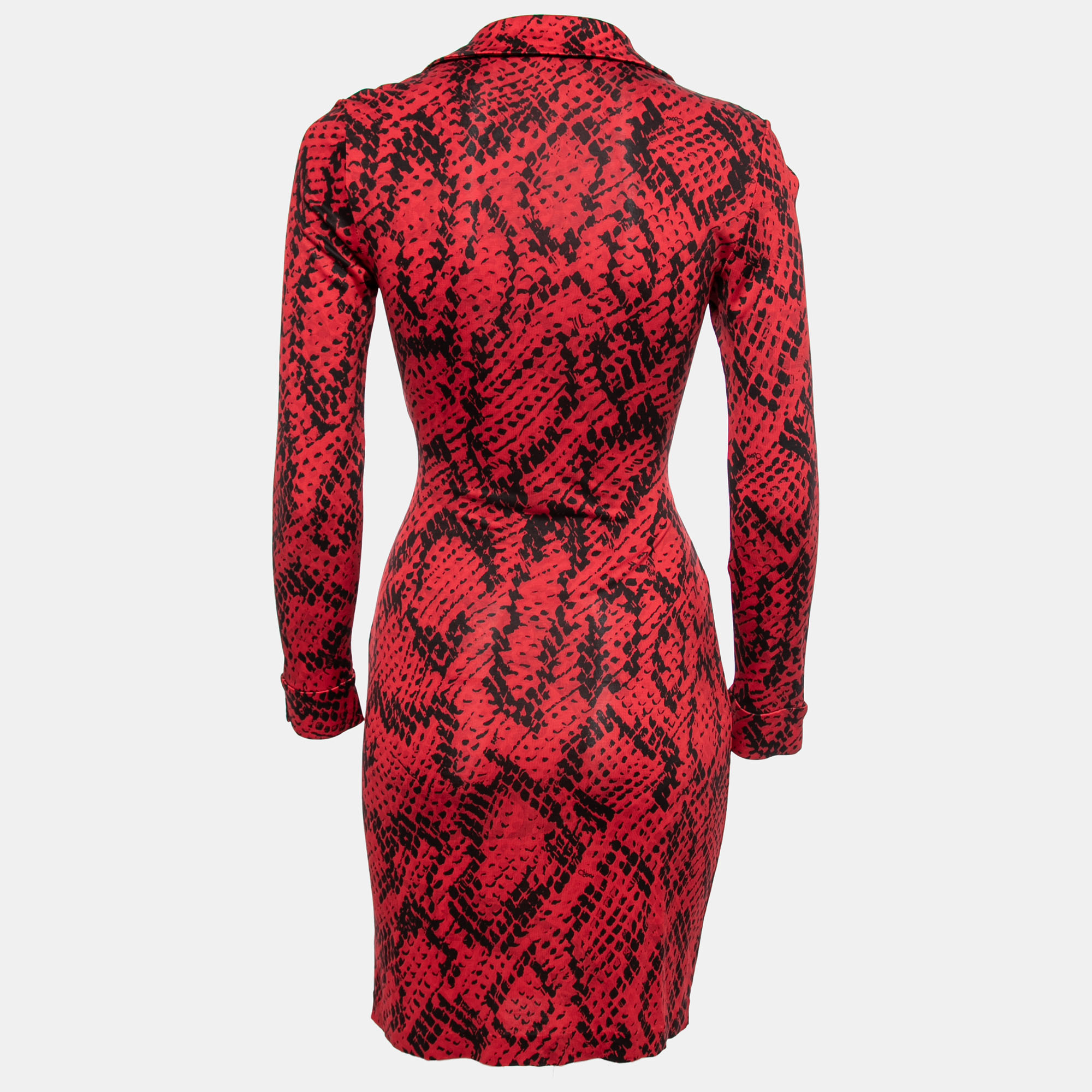 

Diane von Furstenberg Red Abstract Print Stretch Silk Wrap Dress