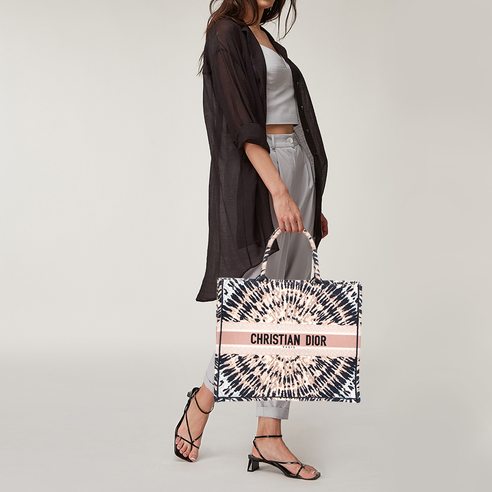 

Dior Multicolor Canvas Tie & Dior Embroidered Book Tote