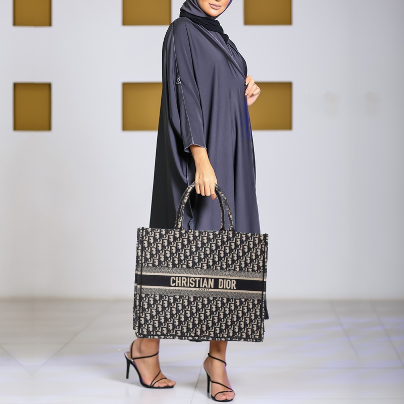 

Dior Navy Blue Oblique Canvas Large Book Tote