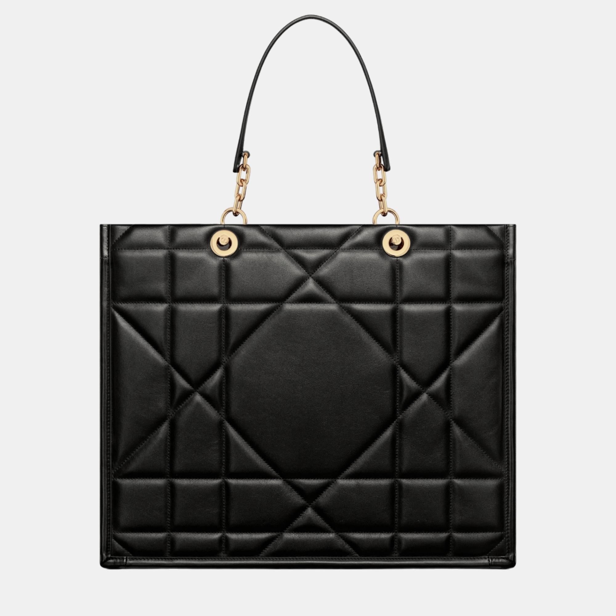

Christian Dior Black calfskin Large Dior Essential Tote Bag