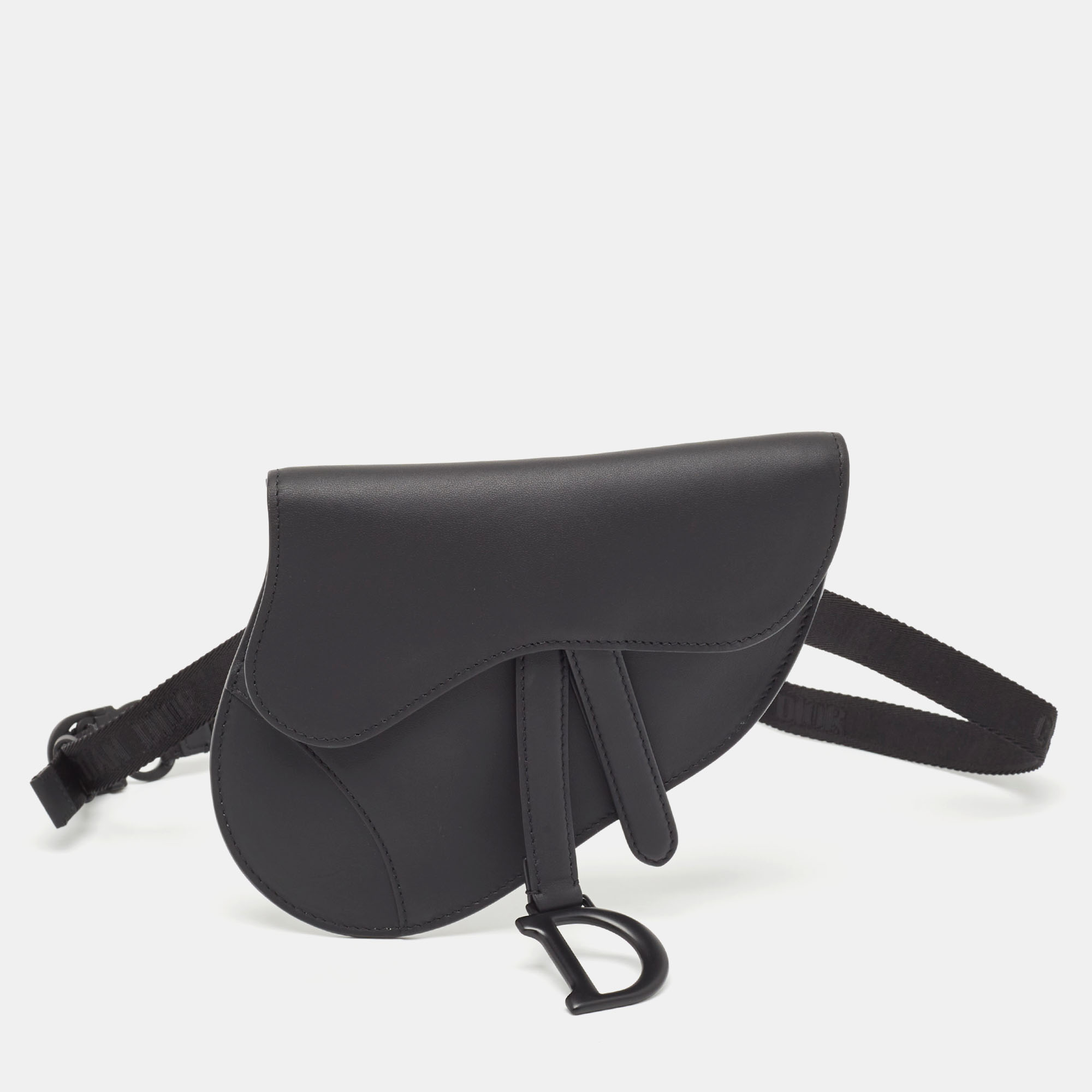 

Dior Black Leather Saddle Belt Bag