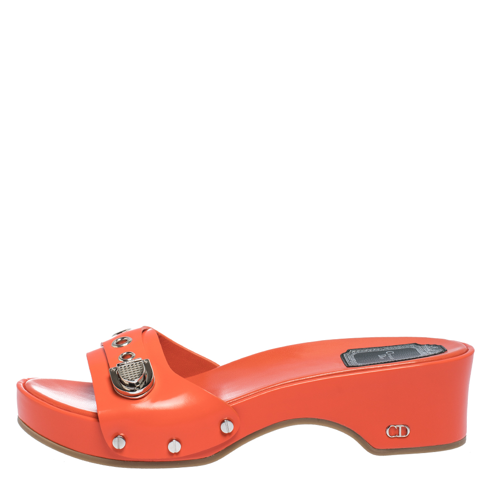 

Dior Neon Orange Leather Buckle Detail Platform Slide Sandals Size