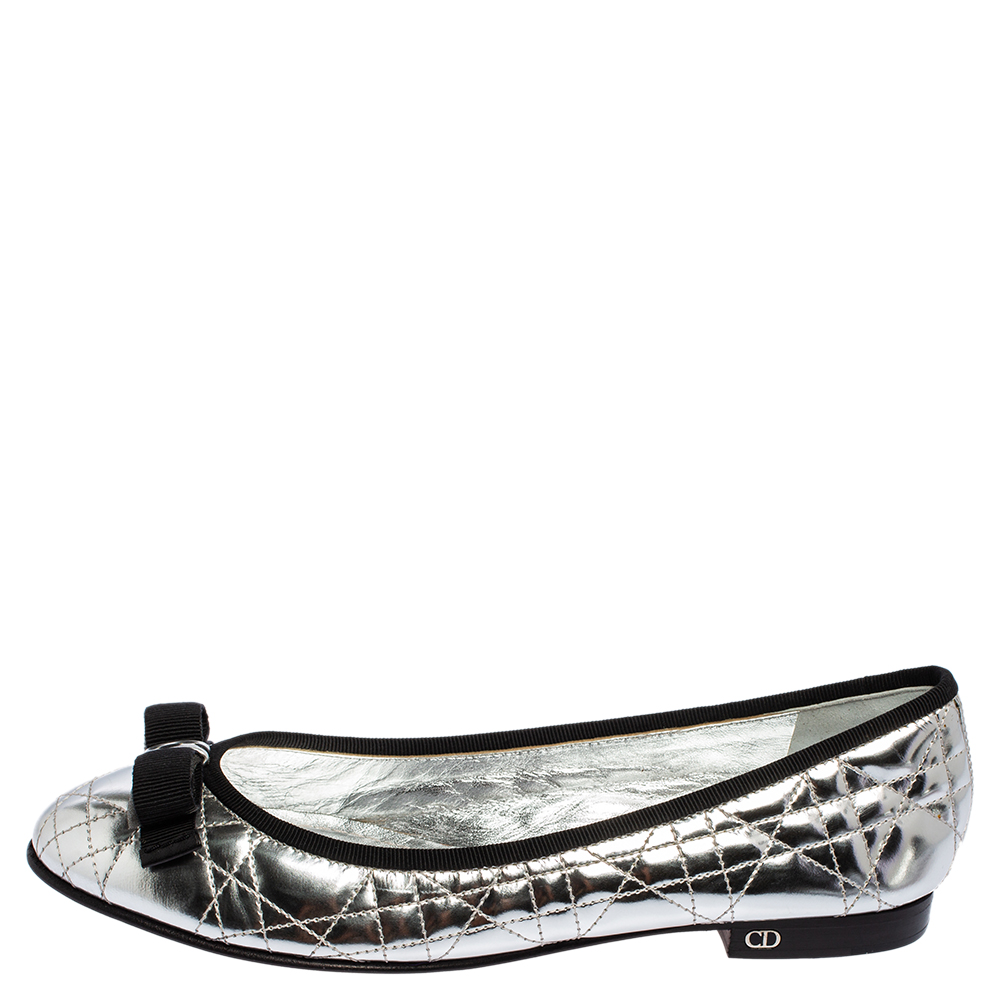 

Dior Silver Cannage Leather Bow Ballet Flats Size