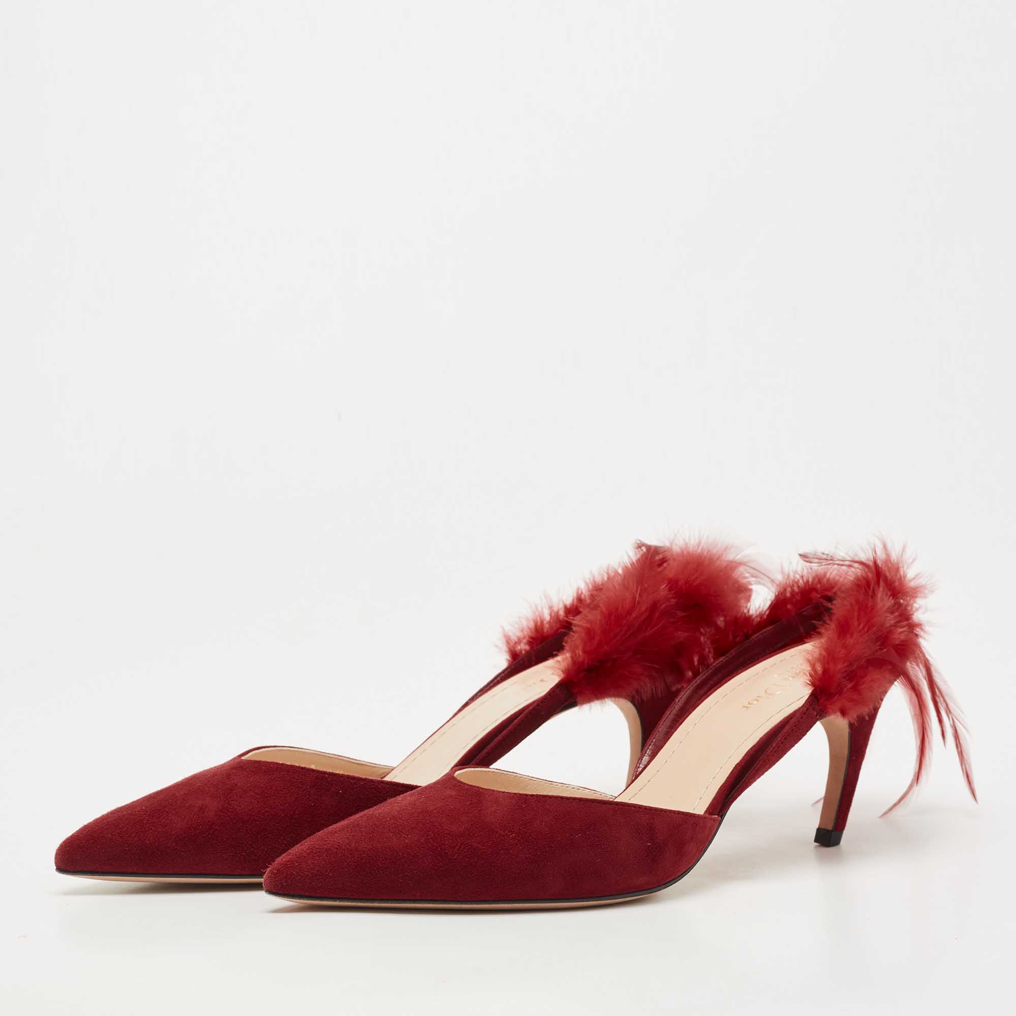 

Dior Red Suede and Feather Ethnie Slingback Sandals Size