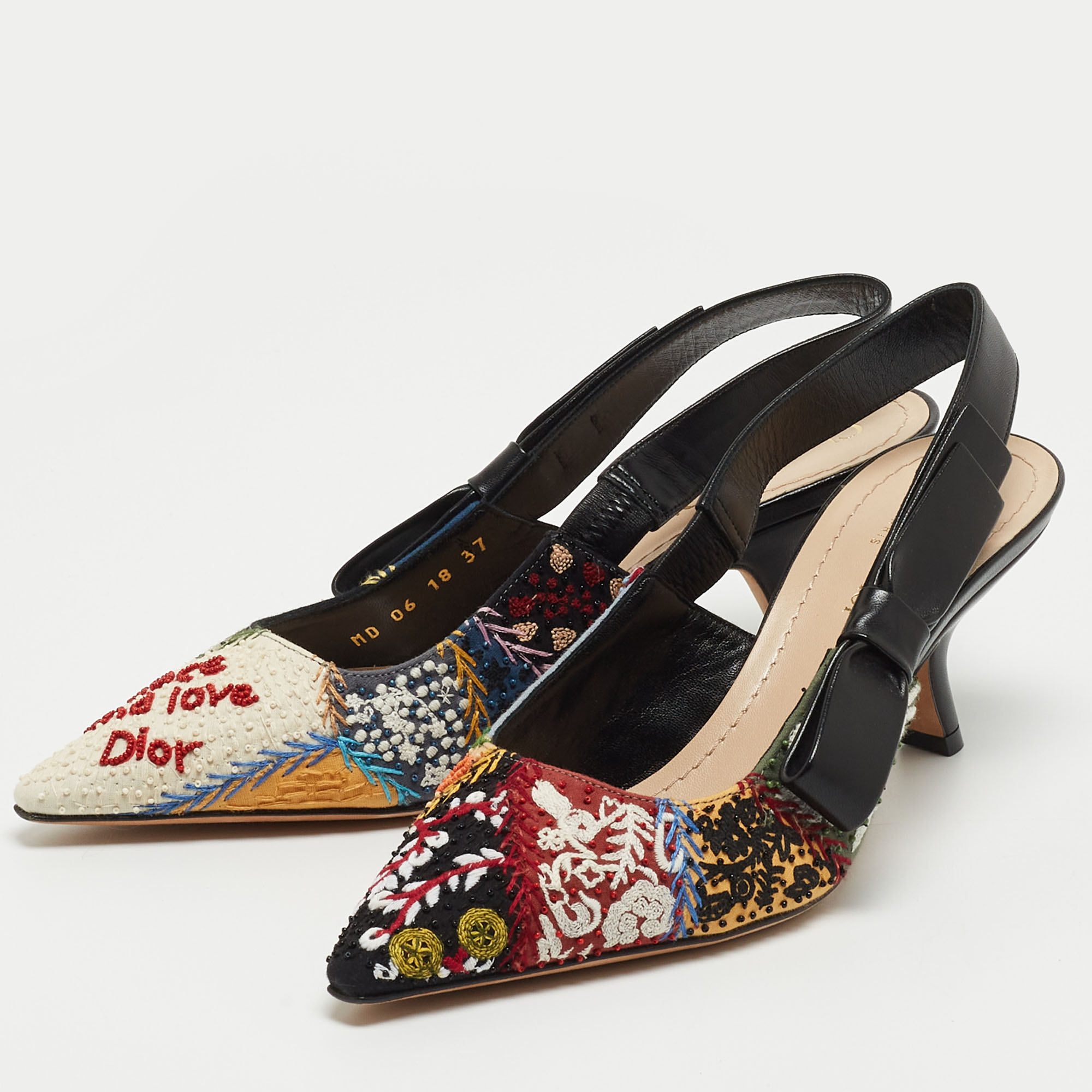 

Dior Multicolor Fabric and Leather Embellished Slingback Pumps Size