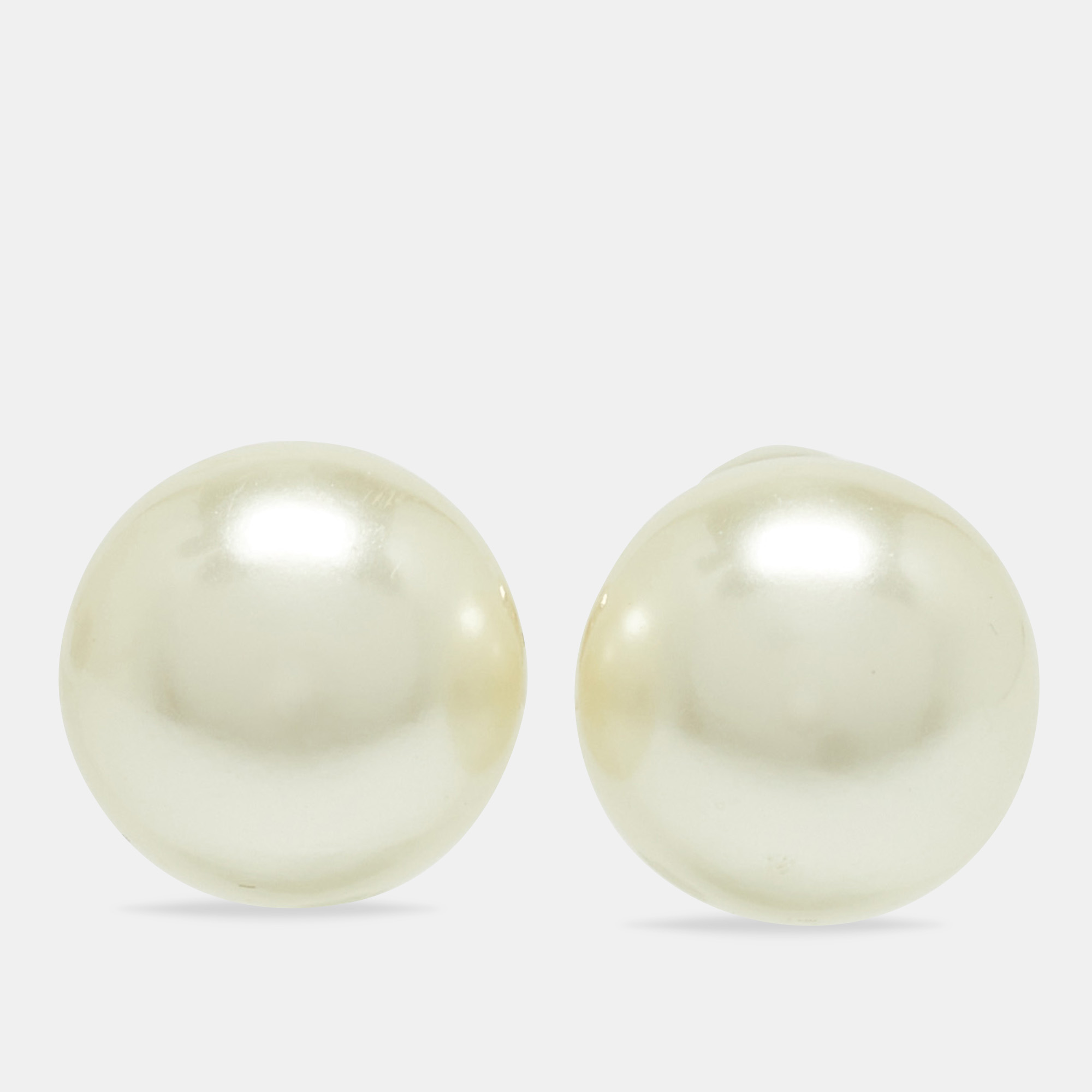

Dior Tribales Cream Faux Pearl Gold Tone Stud Earrings