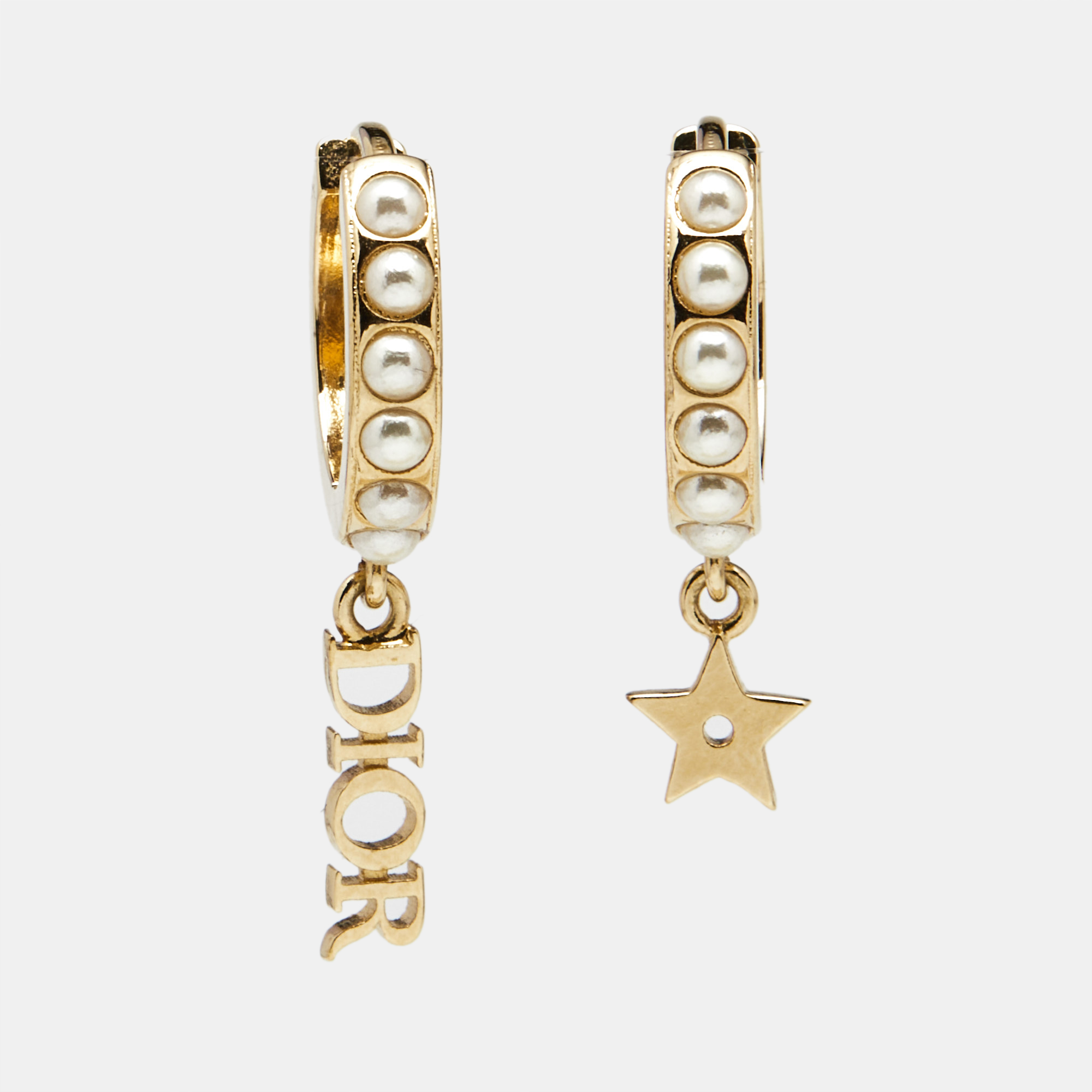 

Dior Dior(r)evolution Faux Pearl Gold Tone Earrings