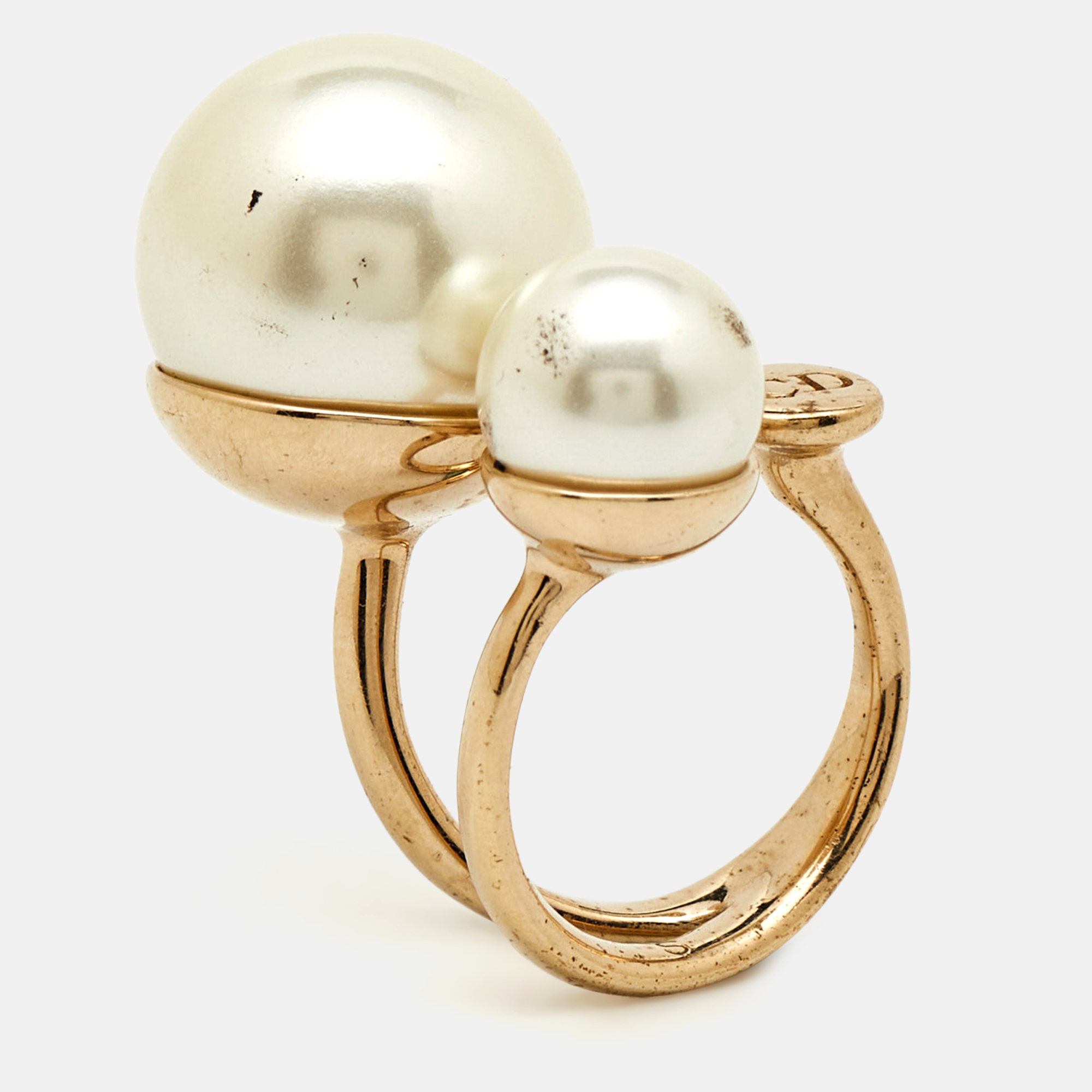 

Dior Ultradior Faux Pearl Gold Tone Ring Size