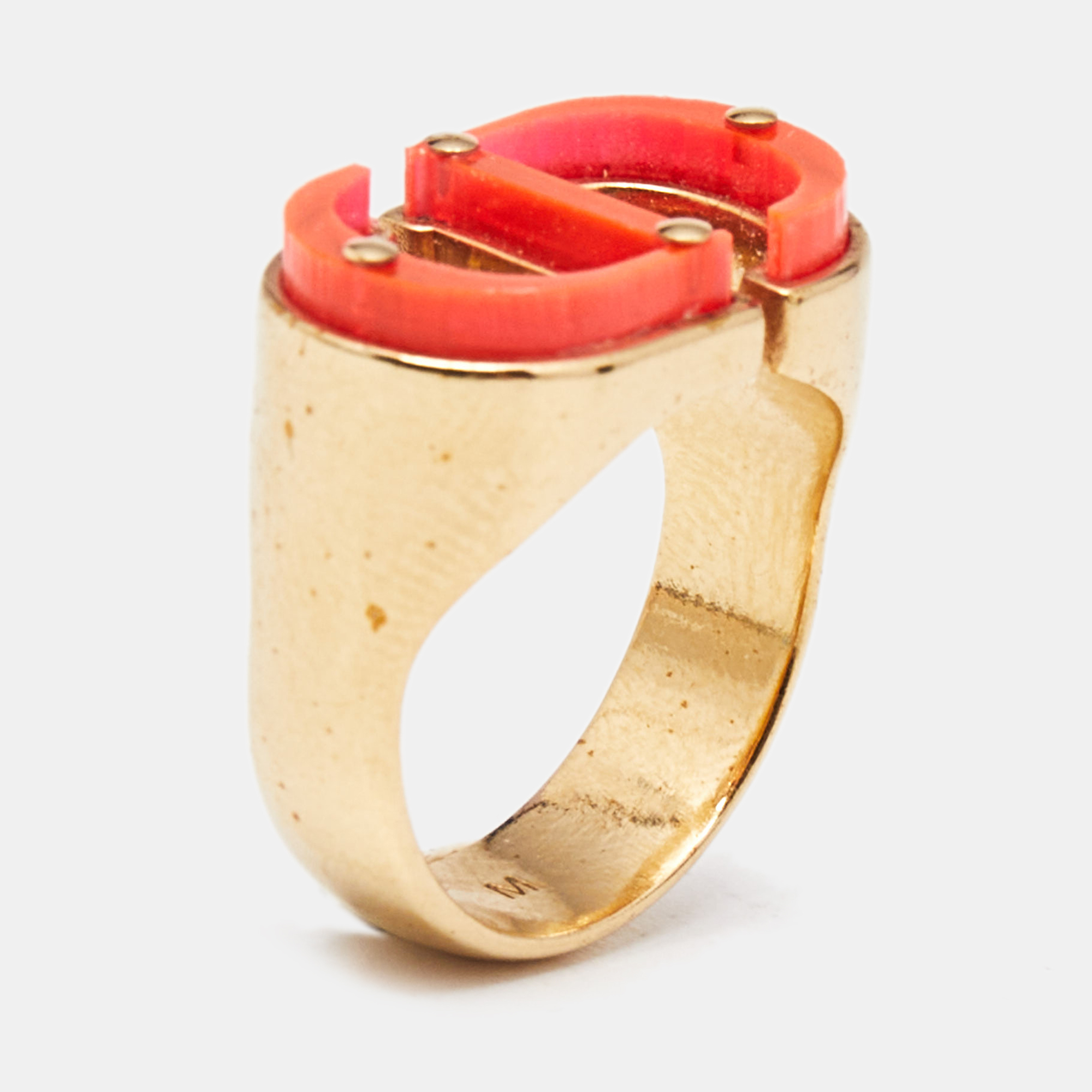 

Dior 30 Montaigne Acrylic Gold Tone Ring Size