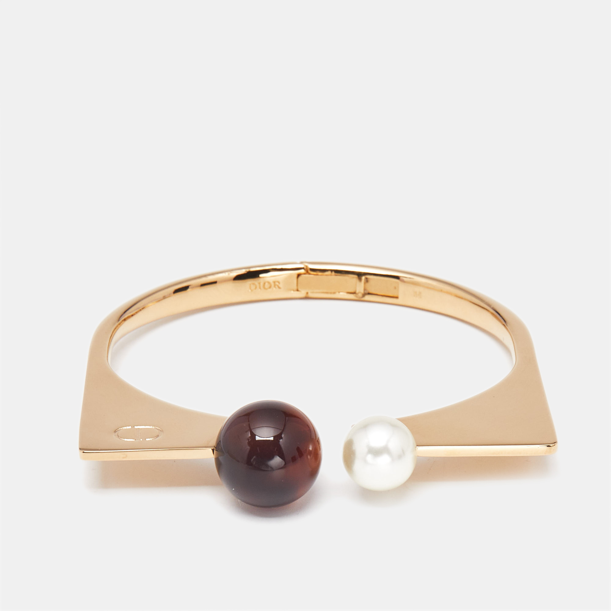 

Dior Tribales Resin Faux Pearl Gold Tone Bracelet