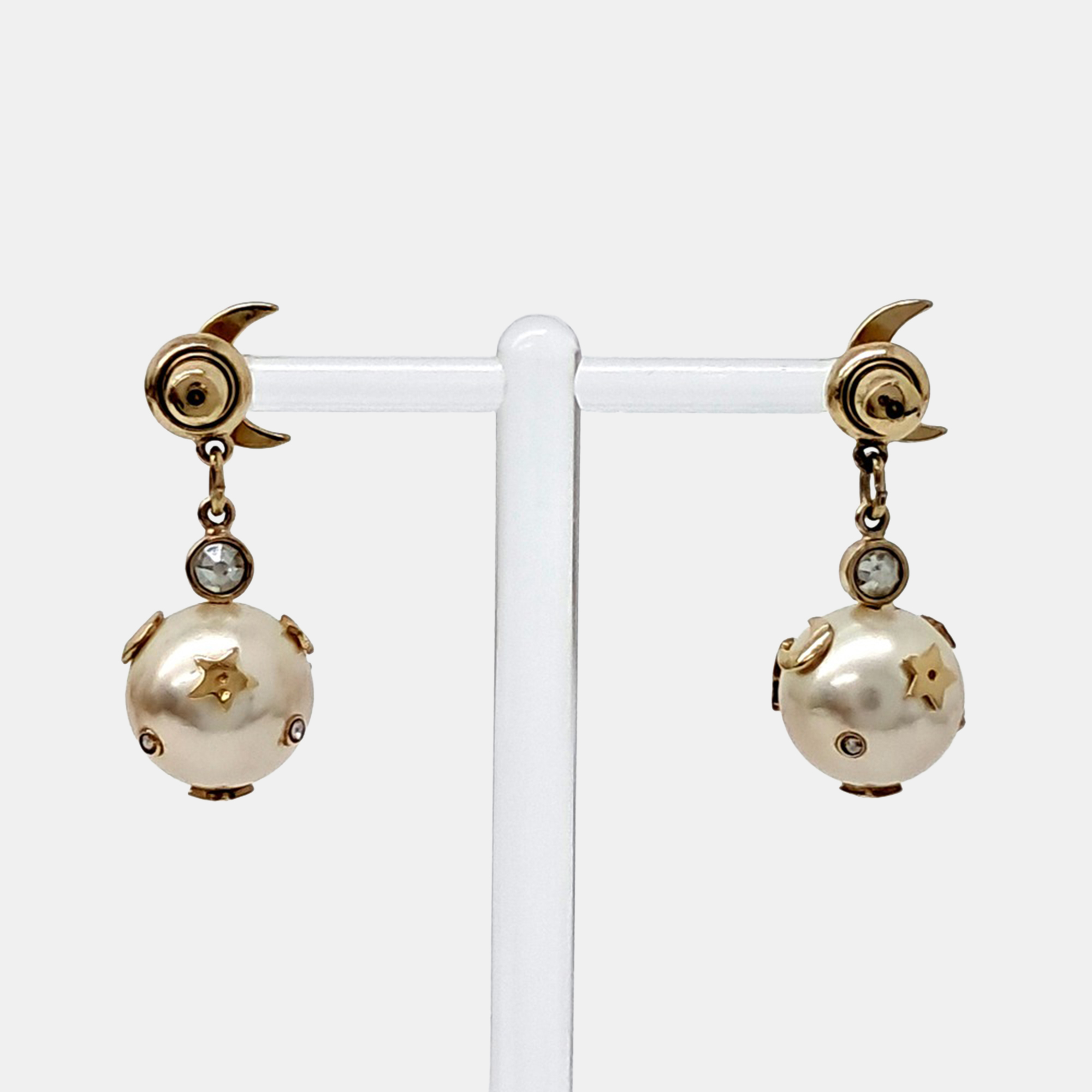 

Dior Gold Tone Pearl Earrings