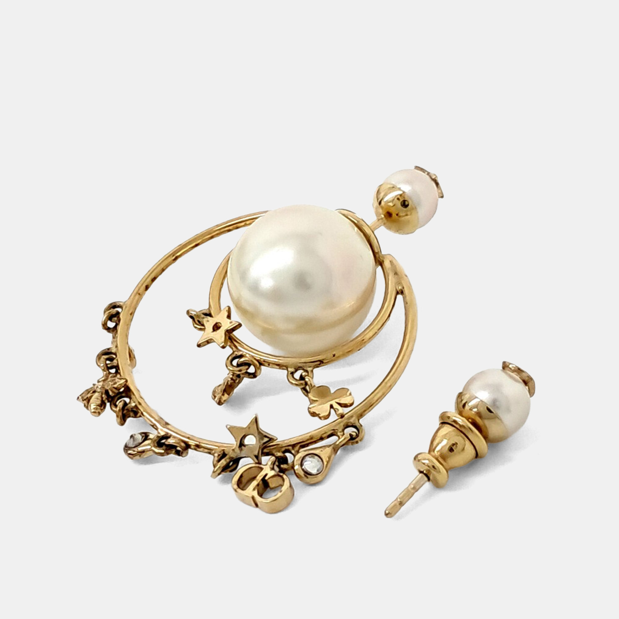 

Dior Gold Tone Pearl Earrings
