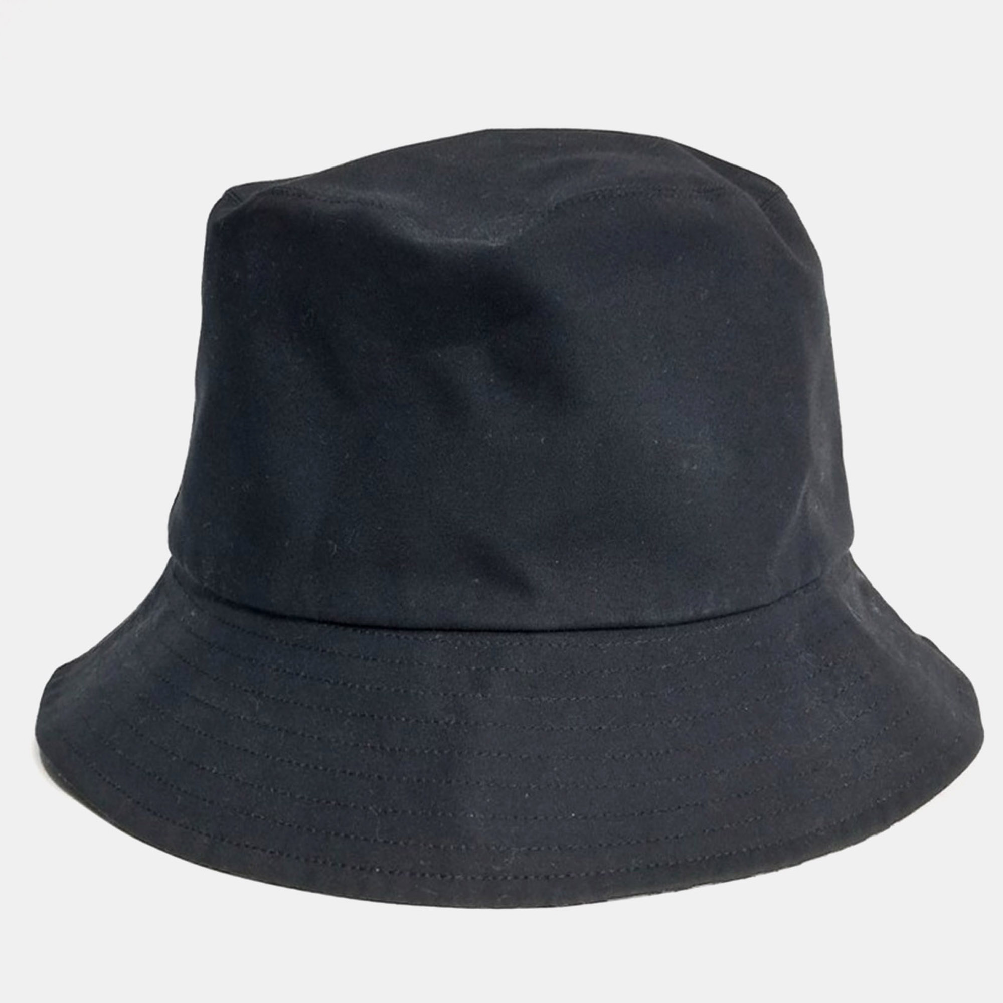 

Dior Reversible Teddy D Bucket Hat, Black