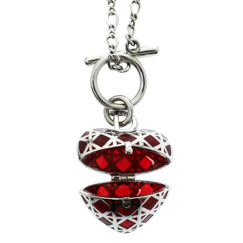 

Dior Secret Heart Enamel Cannage Silver Tone Toggle Pendant Necklace