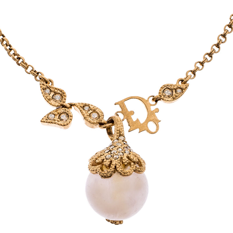 

Dior Gold Tone Crystal Tumbled Rose Quartz Pendant Bracelet, Pink