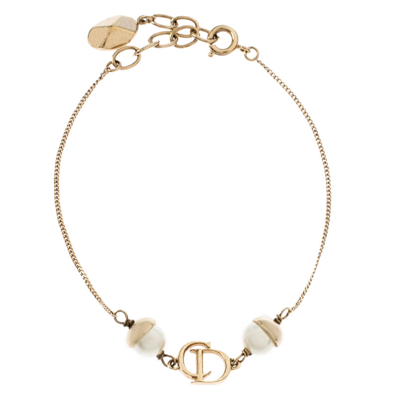 Pre Owned Dior Mise En Dior Faux Pearl Gold Tone Bracelet