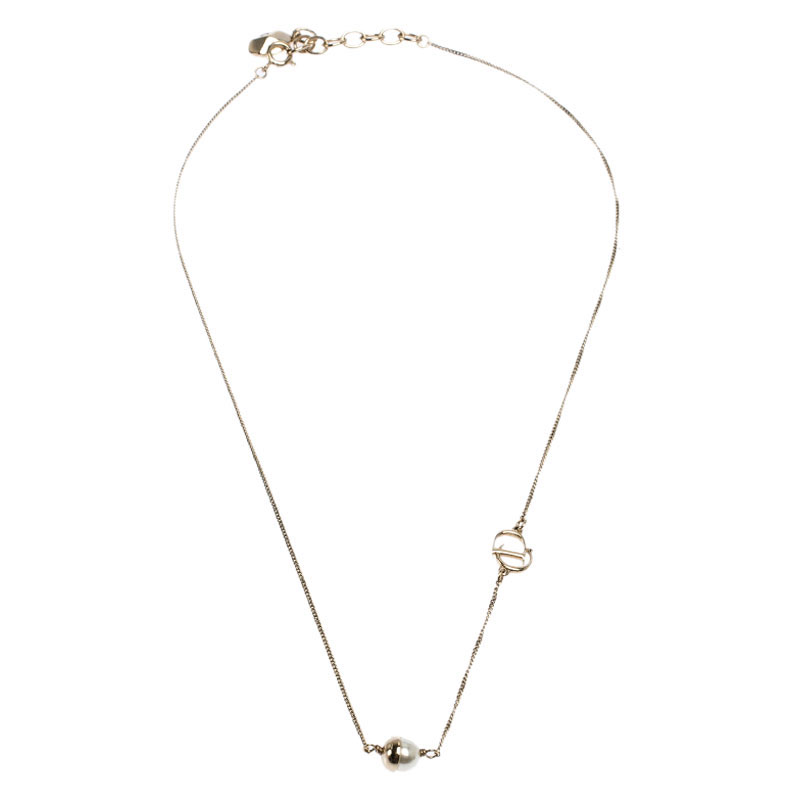 

Dior Mise en Dior Faux Pearl Gold Tone Necklace
