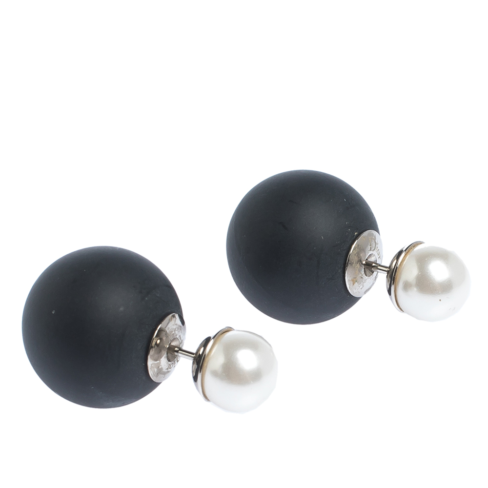 

Dior Tribales Black Resin Faux Pearl Silver Tone Stud Earrings