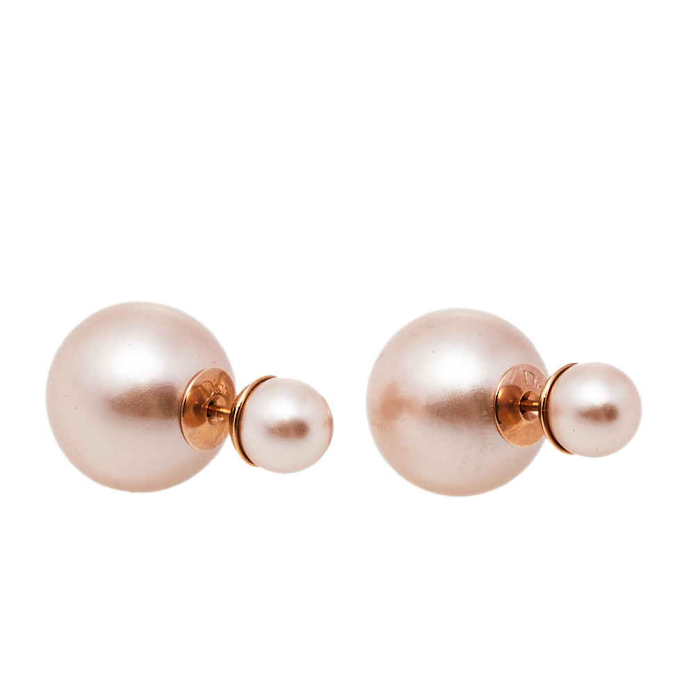 

Dior Champagne Pink Mise En Dior Tribales Stud Earrings