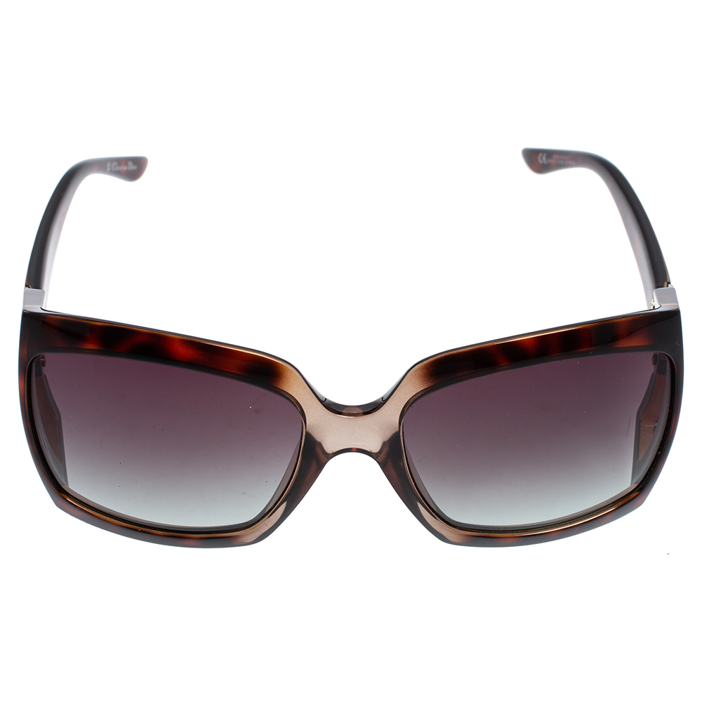 

Dior Brown Havana/ Green Gradient Dior61 Oversized Sunglasses