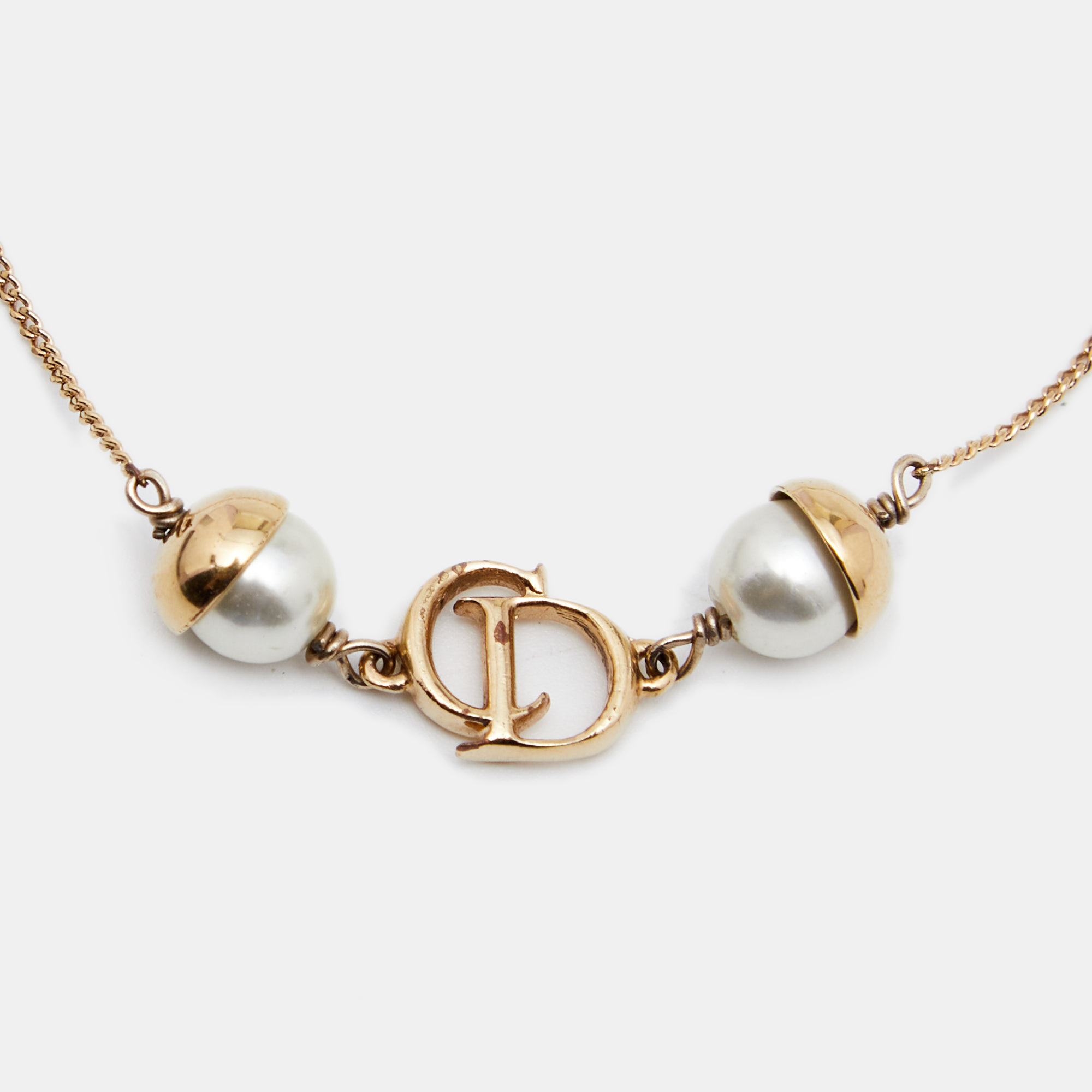 

Dior Mise En Dior Faux Pearl Gold Tone Bracelet