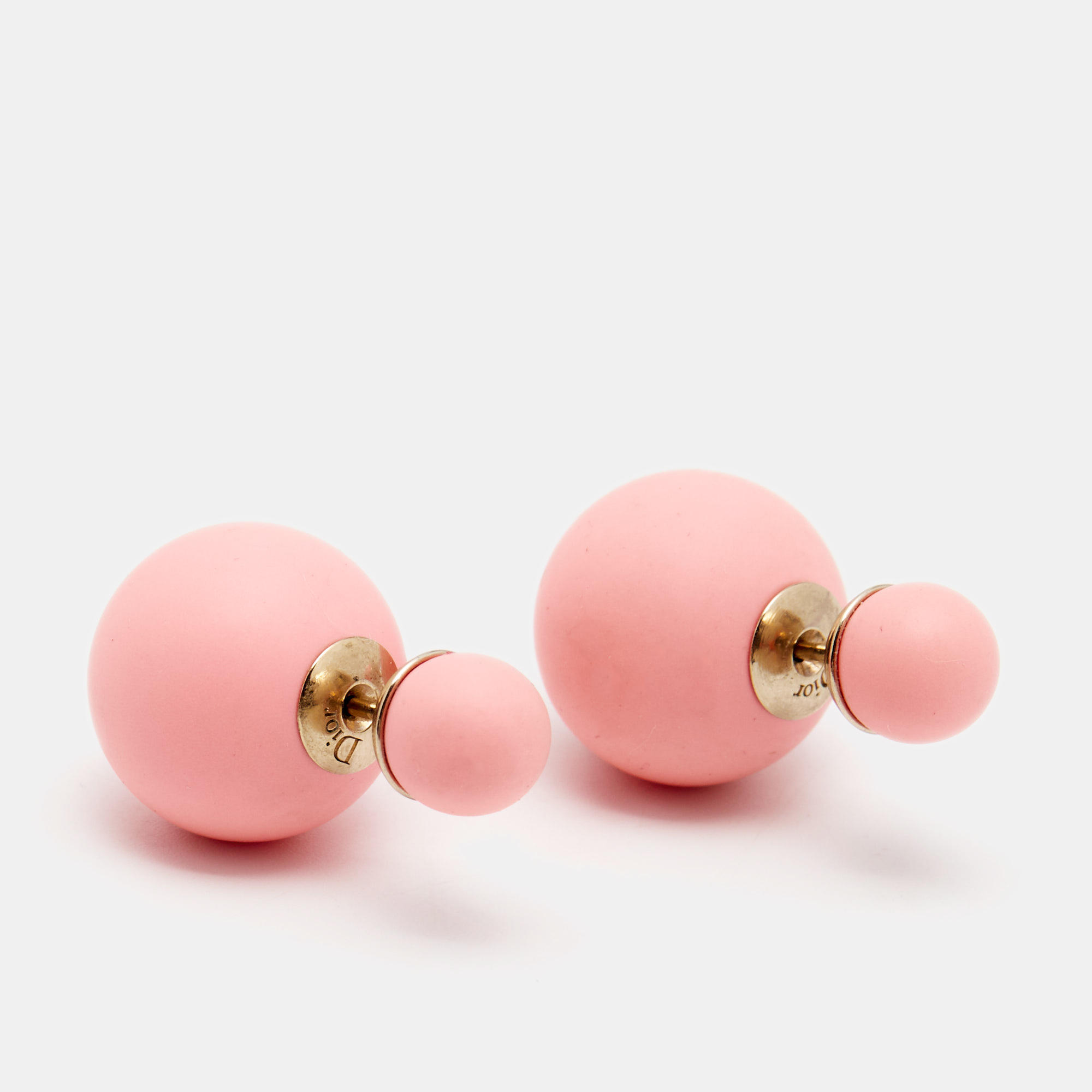 

Dior Mise En Dior Tribales Matte Pink Gold Tone Metal Stud Earrings