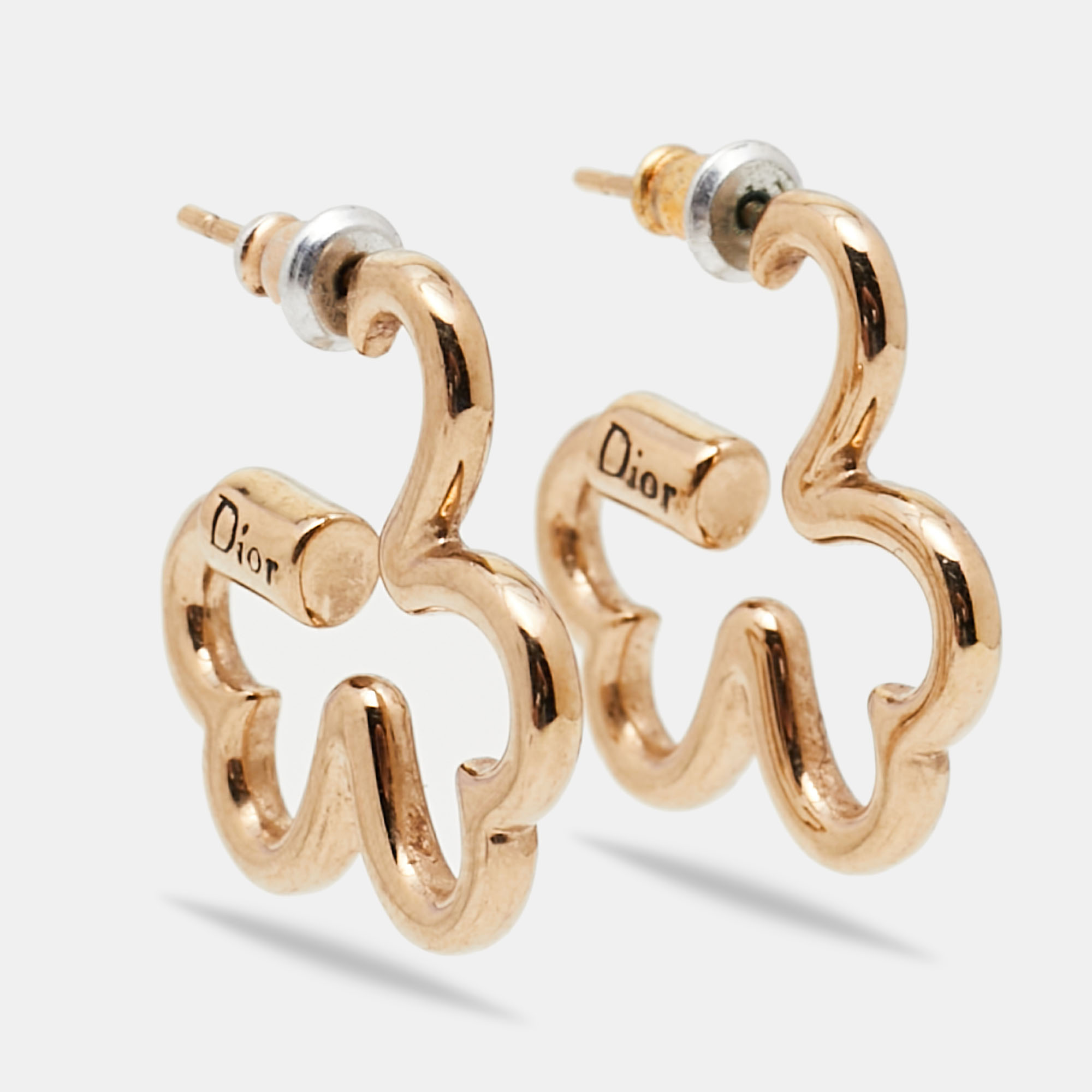 

Dior Clover Heart Gold Tone Earrings