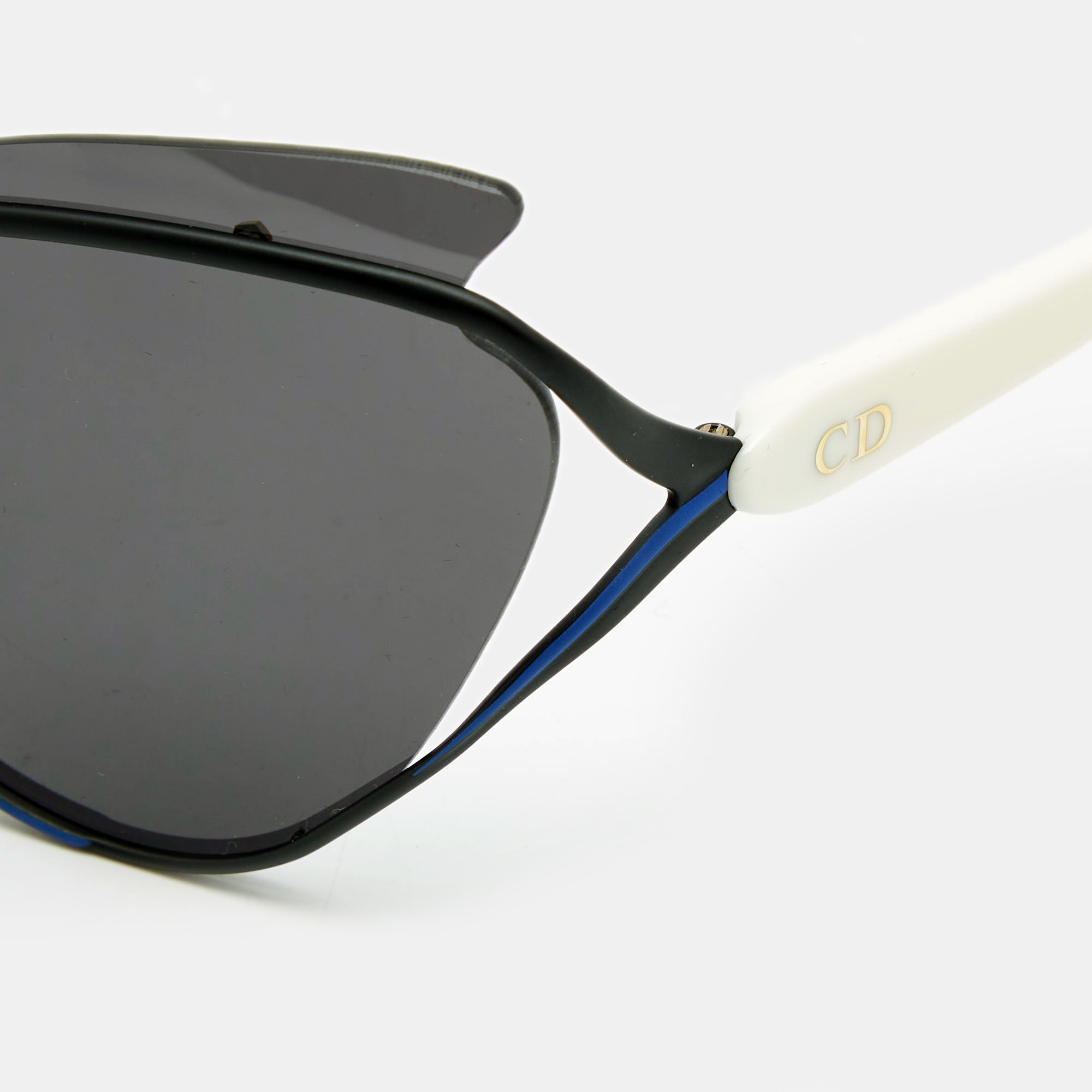 

Dior Black/White 4CHY1 Audacieue Butterfly Sunglasses