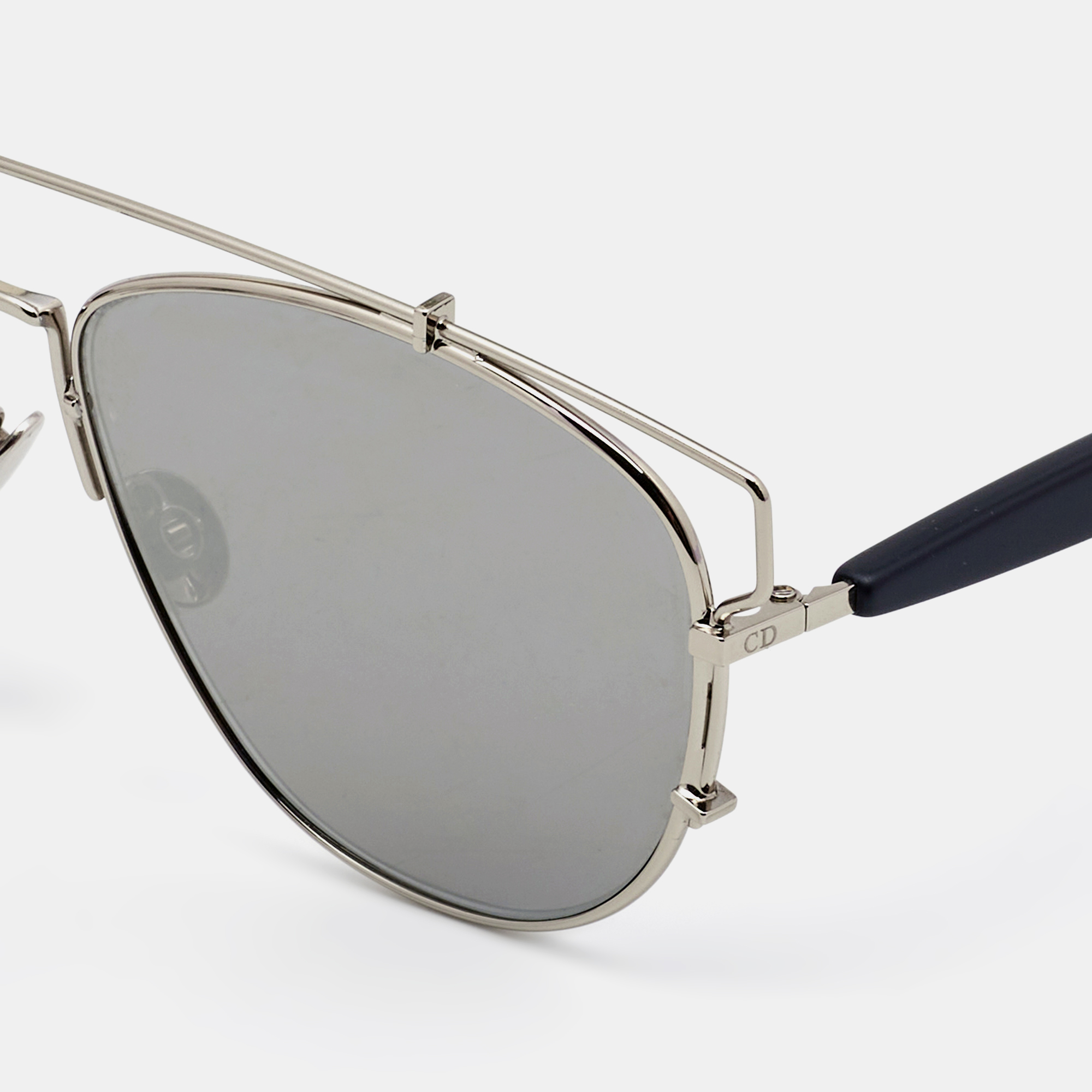 

Dior Silver/Black 84J0T Dior Technologic Mirrored Sunglasses
