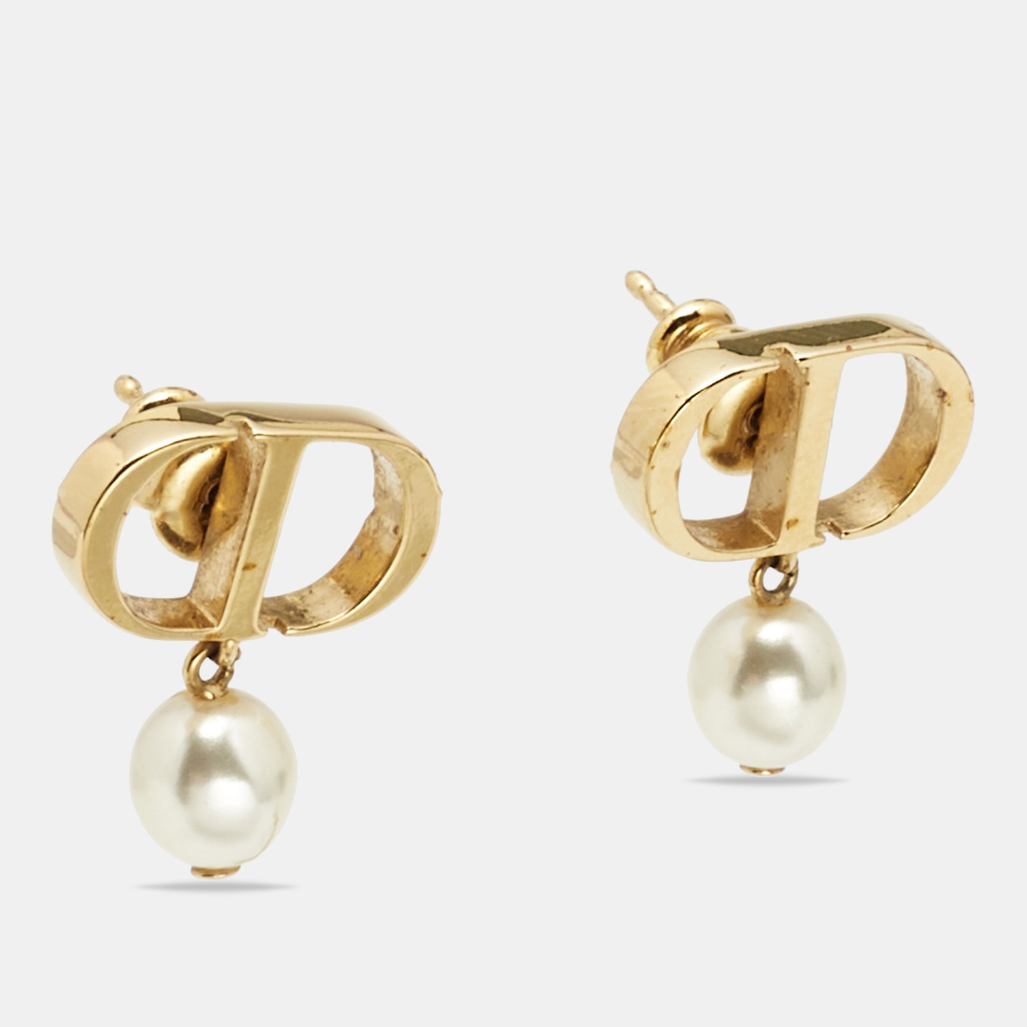 

Dior CD Petit Faux Pearls Gold Tone Metal Earrings