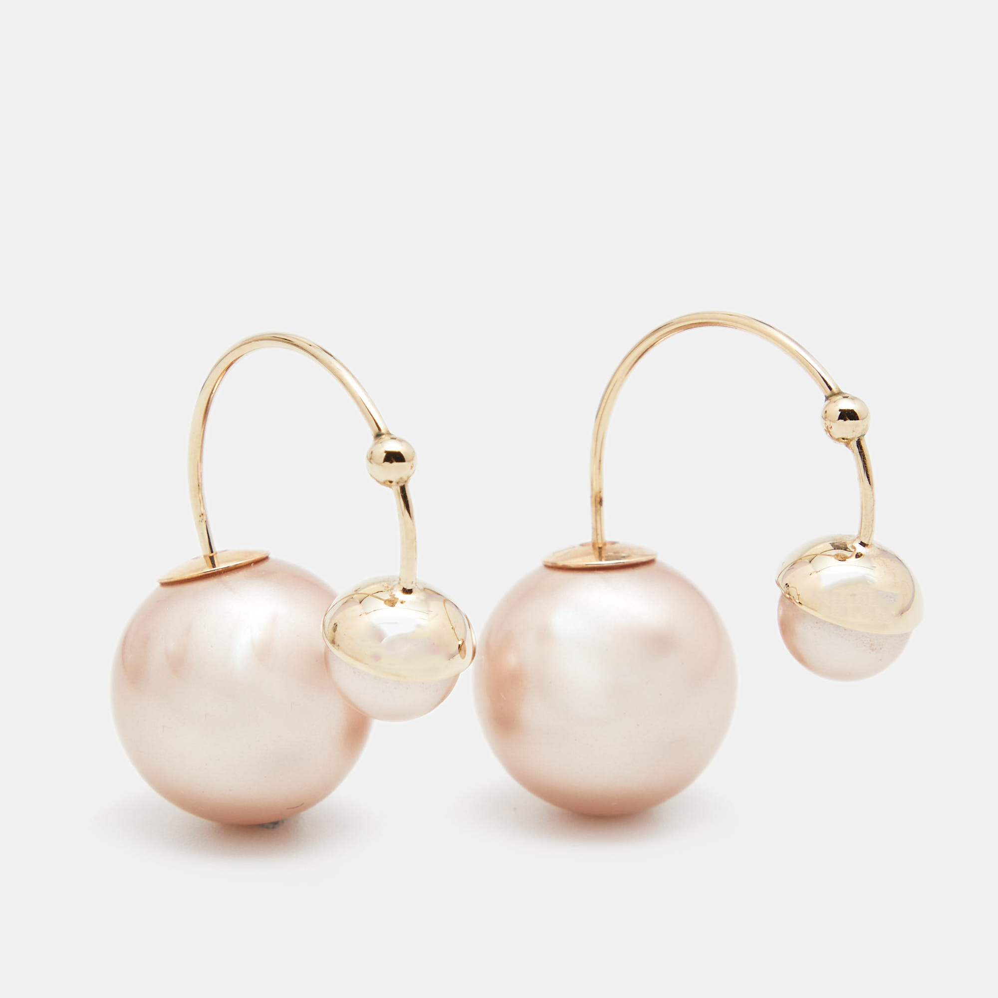 

Dior Tribales Faux Pearls Gold Tone Earrings