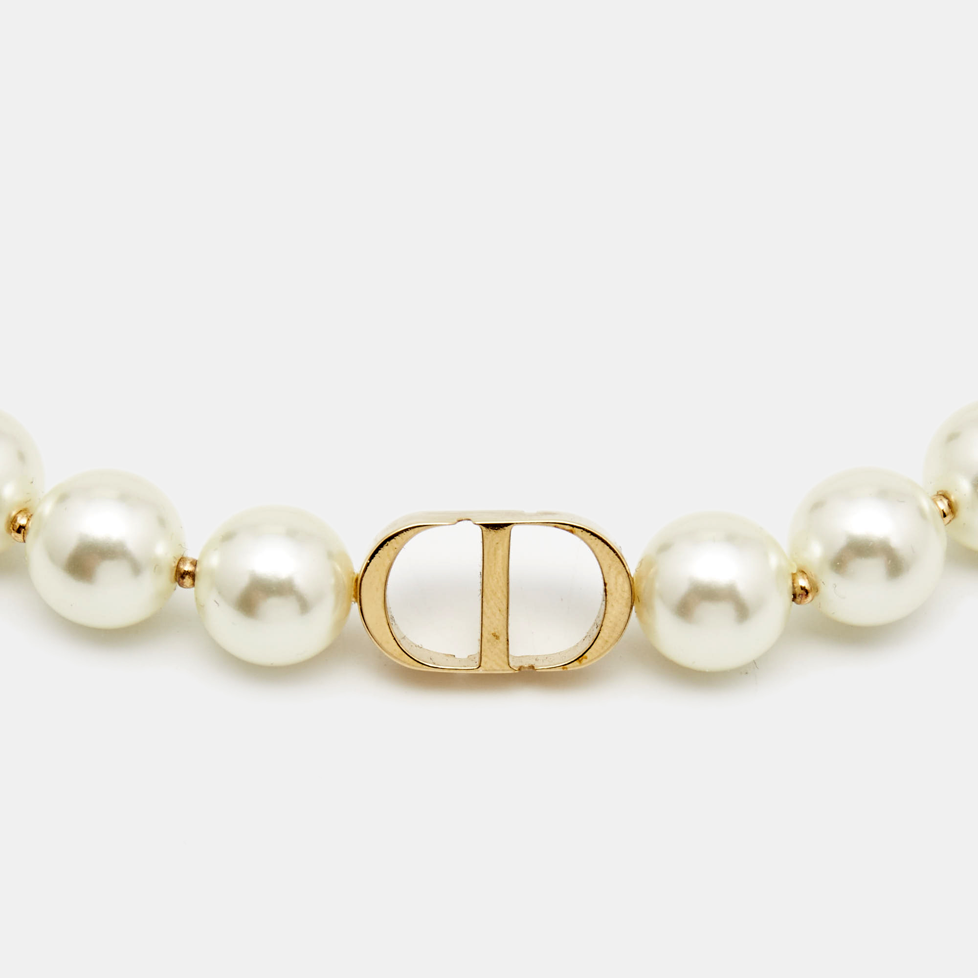 

Dior 30 Montaigne Faux Pearl Gold Tone Choker Necklace
