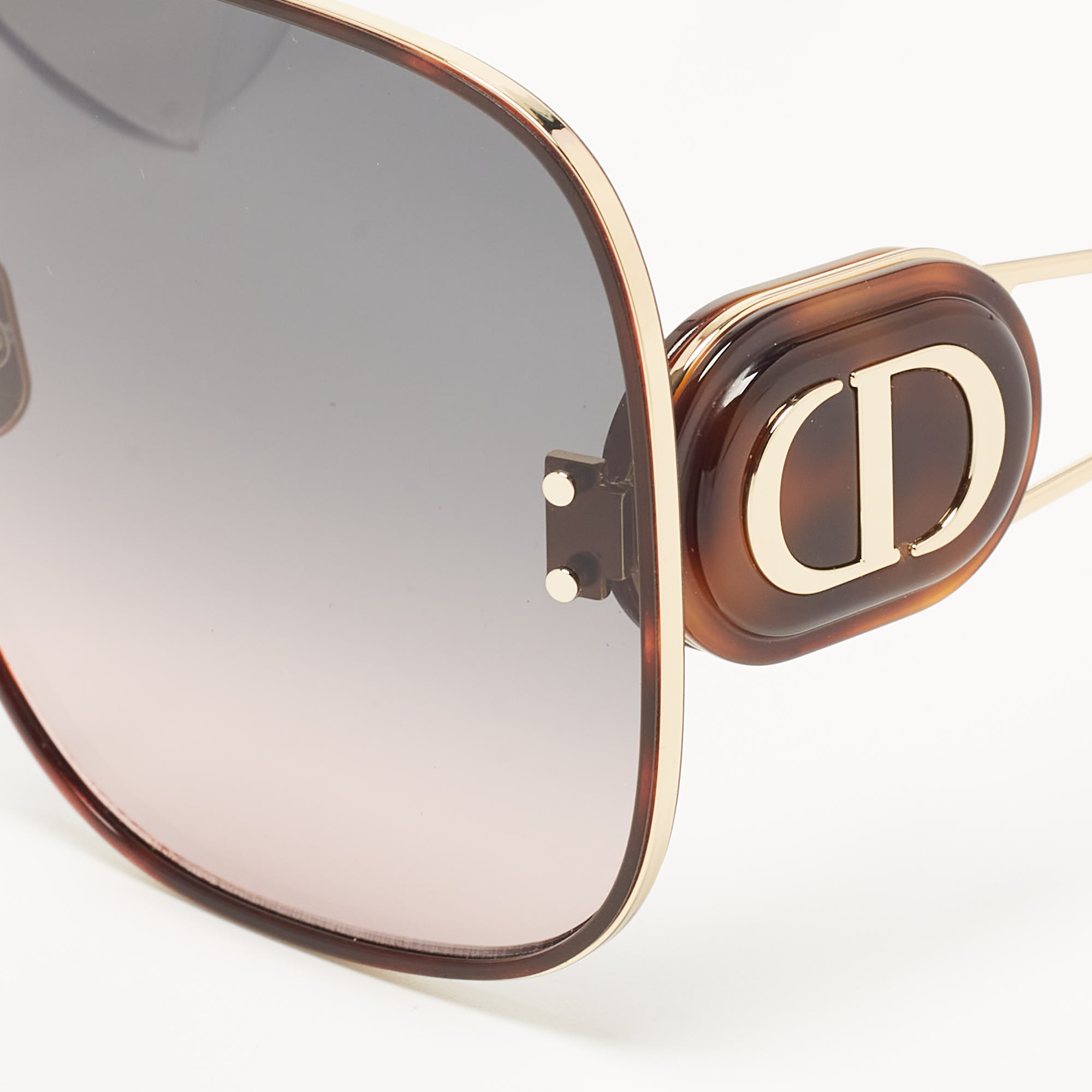 

Dior Brown/Gold Gradient Booby  1 U Square Sunglasses