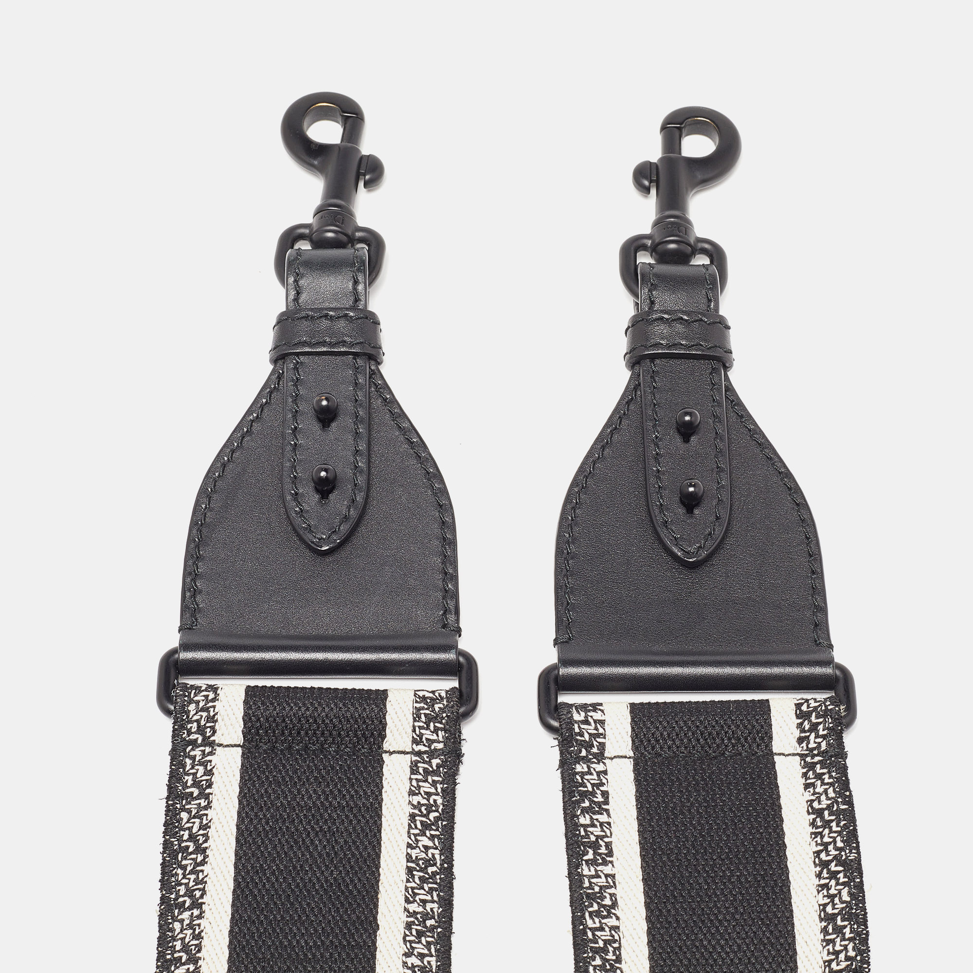 

Dior Black/White Canvas and Leather Embroidered Shoulder Bag Strap