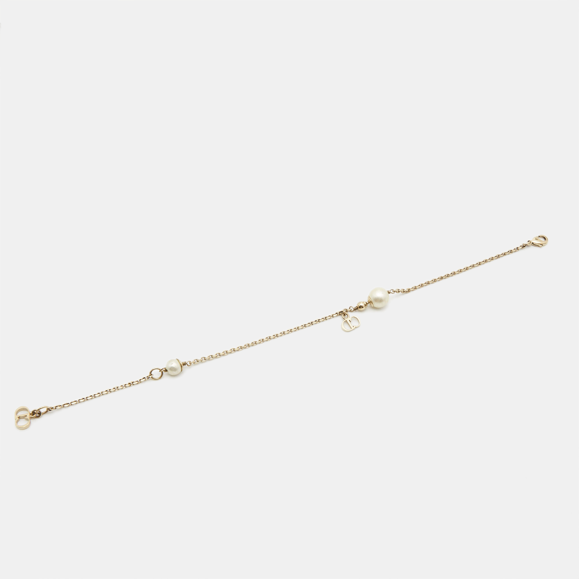 

Dior Le Petite Tribale Faux Pearl Gold Tone Chain Bracelet