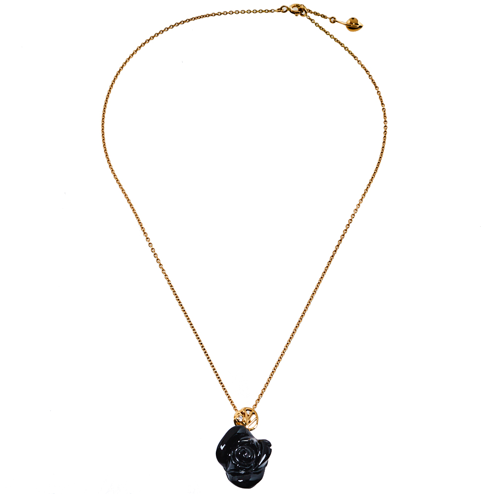 

Dior Rose Pr÷ Catelan Diamond Onyx 18K Yellow Gold Pendant Necklace