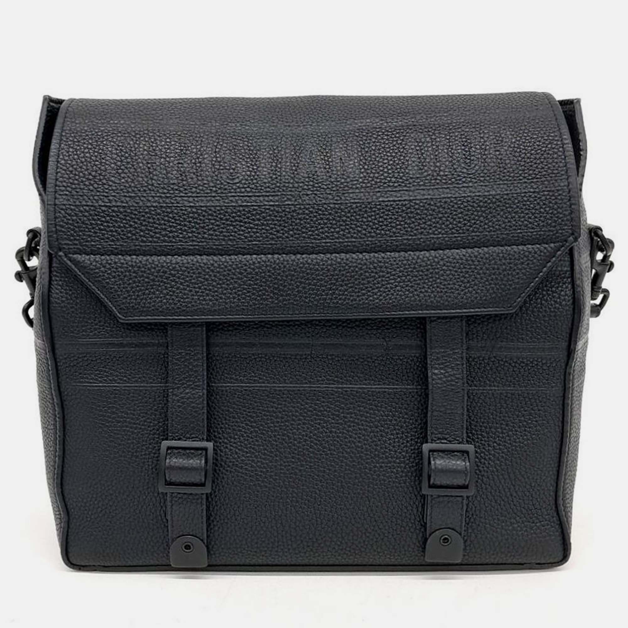 Pre-owned Dior Christian  Leather Camp Messenger Bag In Black