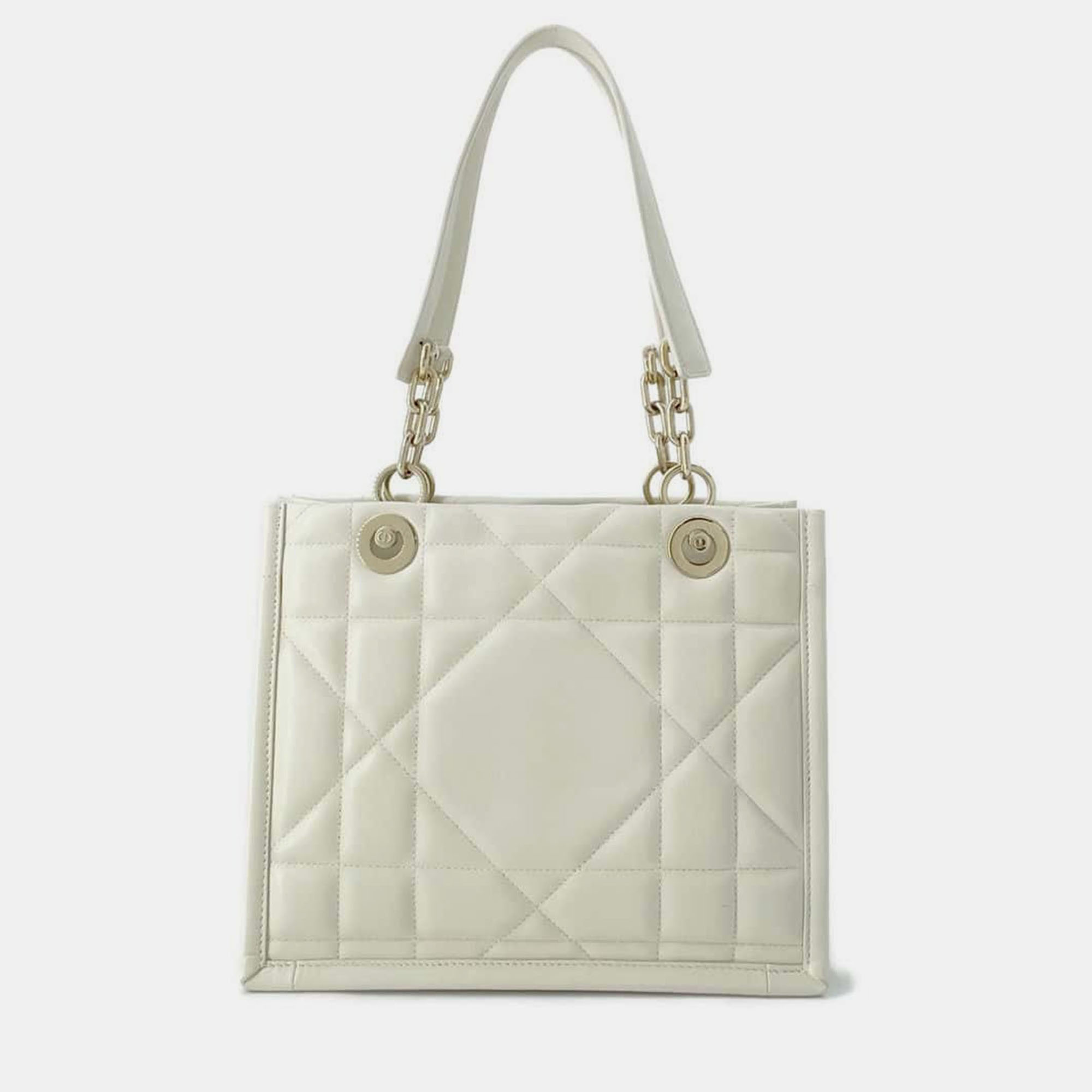 

Dior Off-white Leather Essential ArchiCannage Chain Tote Bag