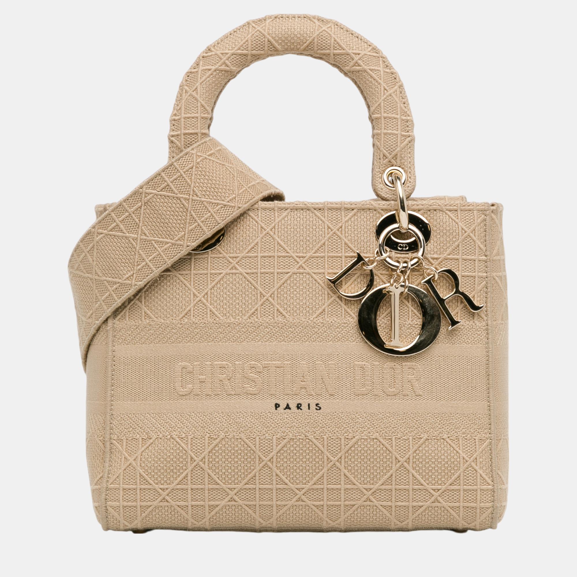 

Dior Brown Medium Cannage Lady D-Lite